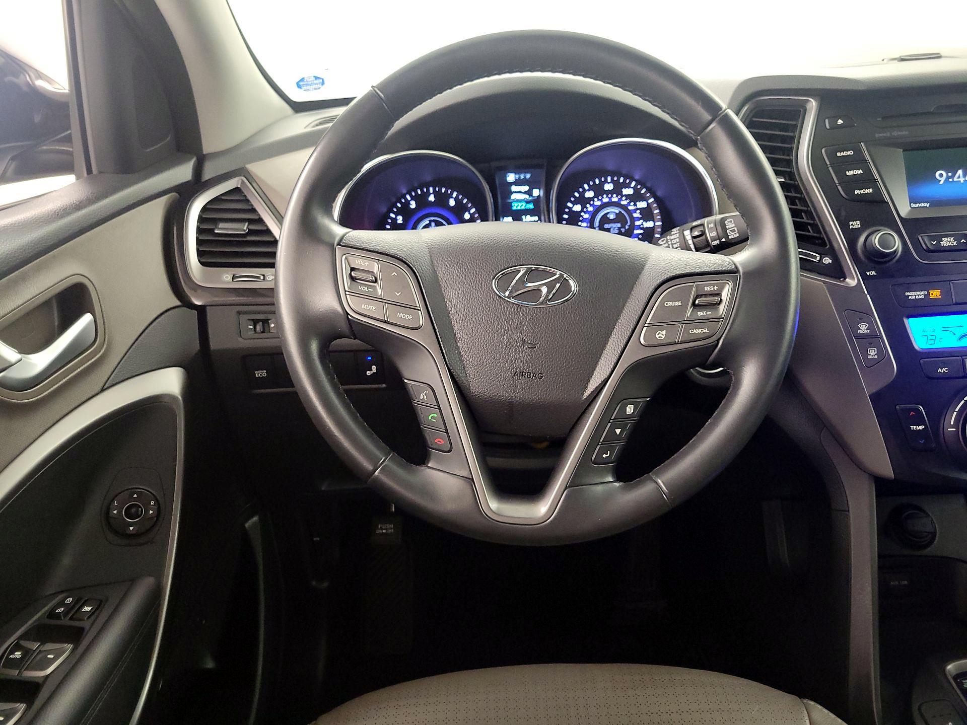Thumbnail: 2014 Hyundai Santa Fe - 10