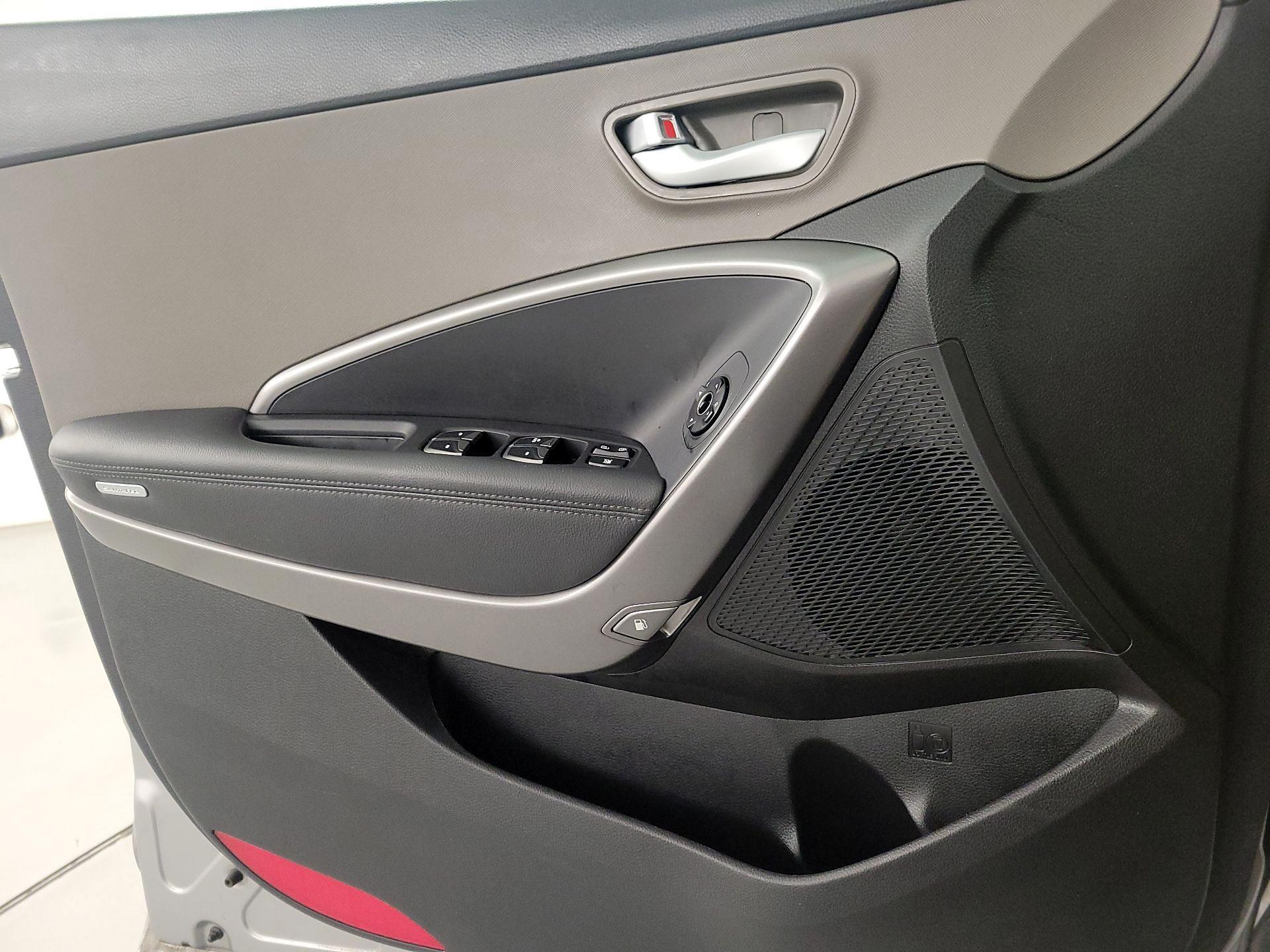 Thumbnail: 2014 Hyundai Santa Fe - 12
