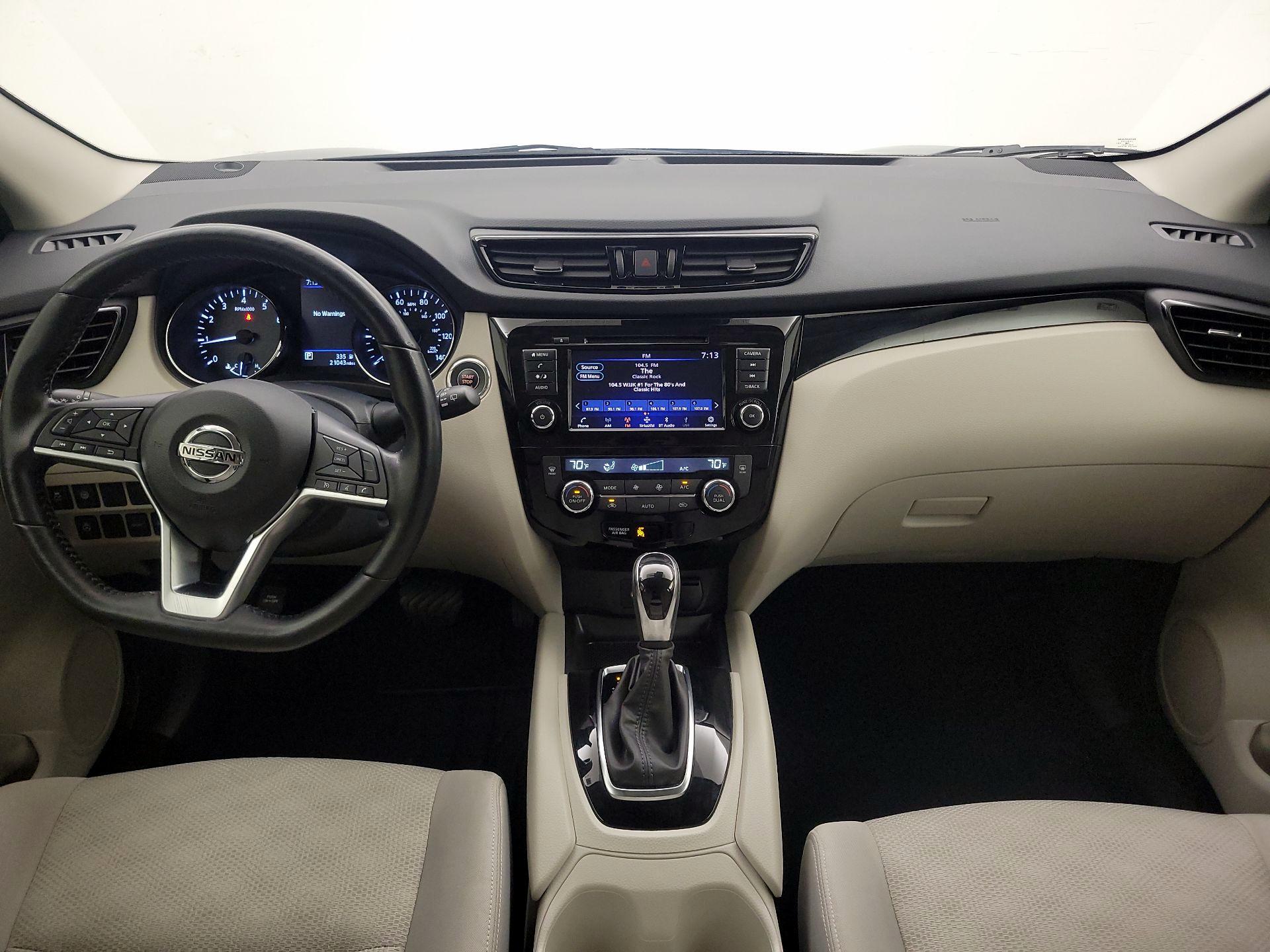 Thumbnail: 2022 Nissan Rogue Sport - 9