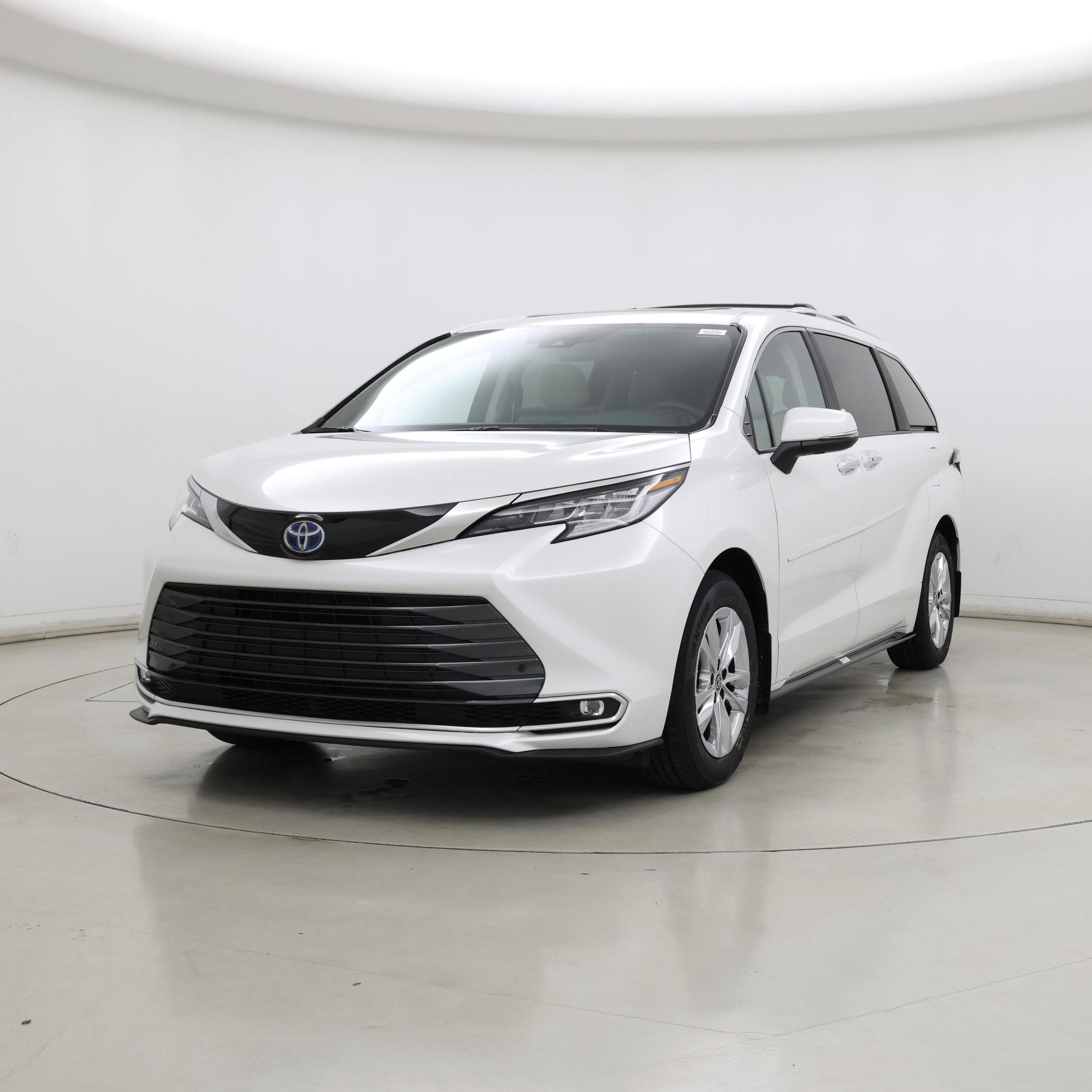 Thumbnail: 2025 Toyota Sienna - 4