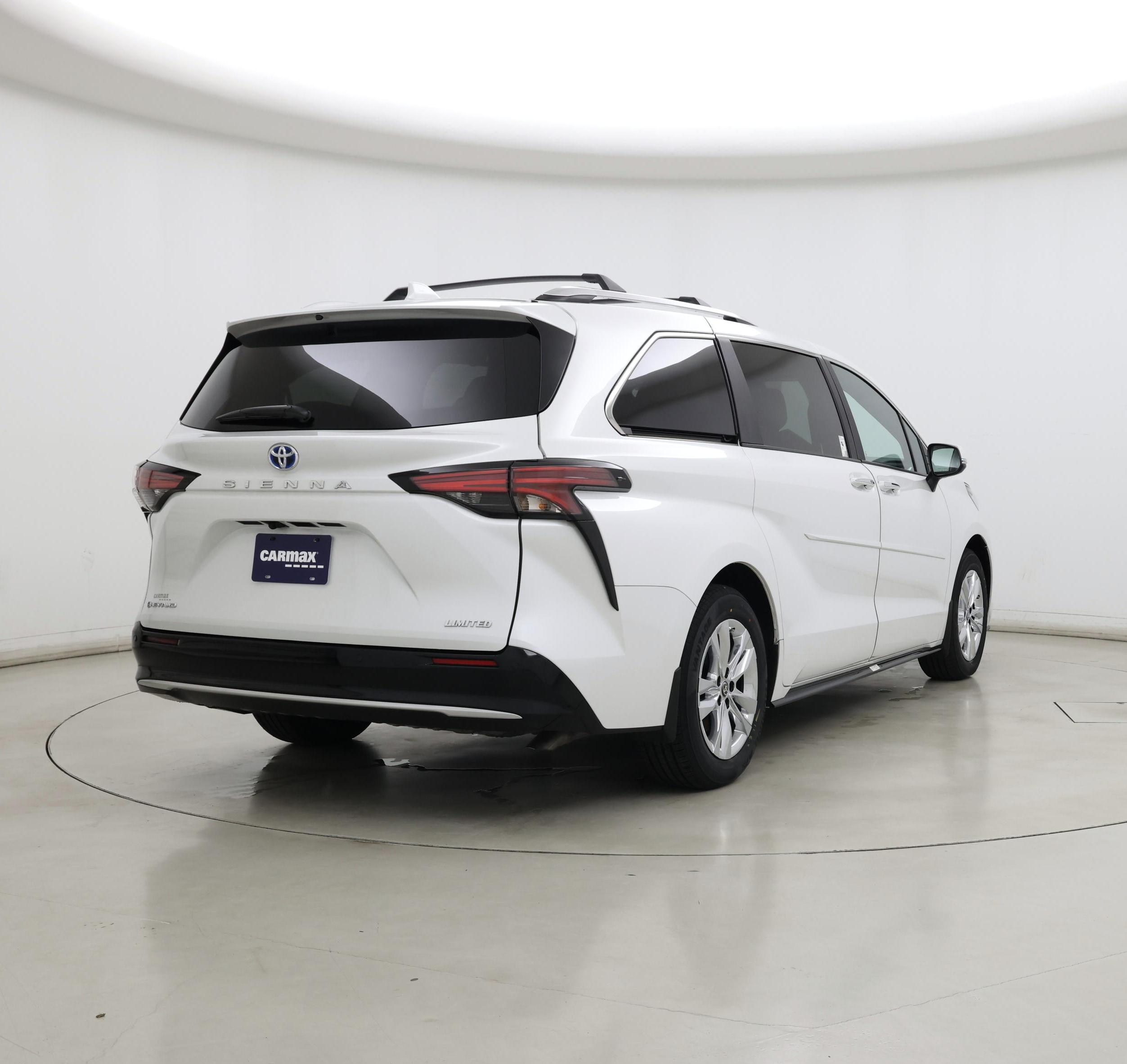 Thumbnail: 2025 Toyota Sienna - 8