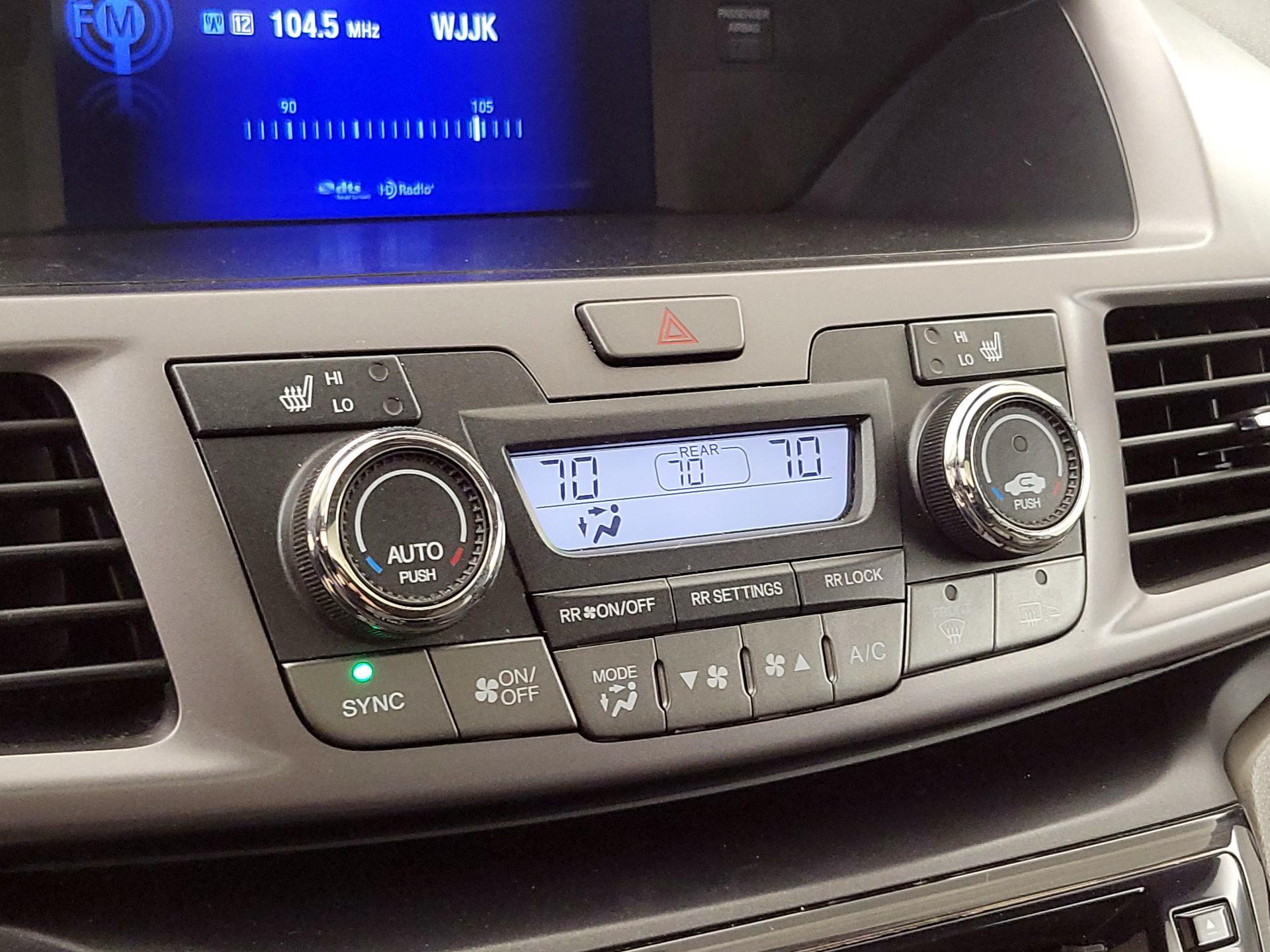 Thumbnail: 2014 Honda Odyssey - 17