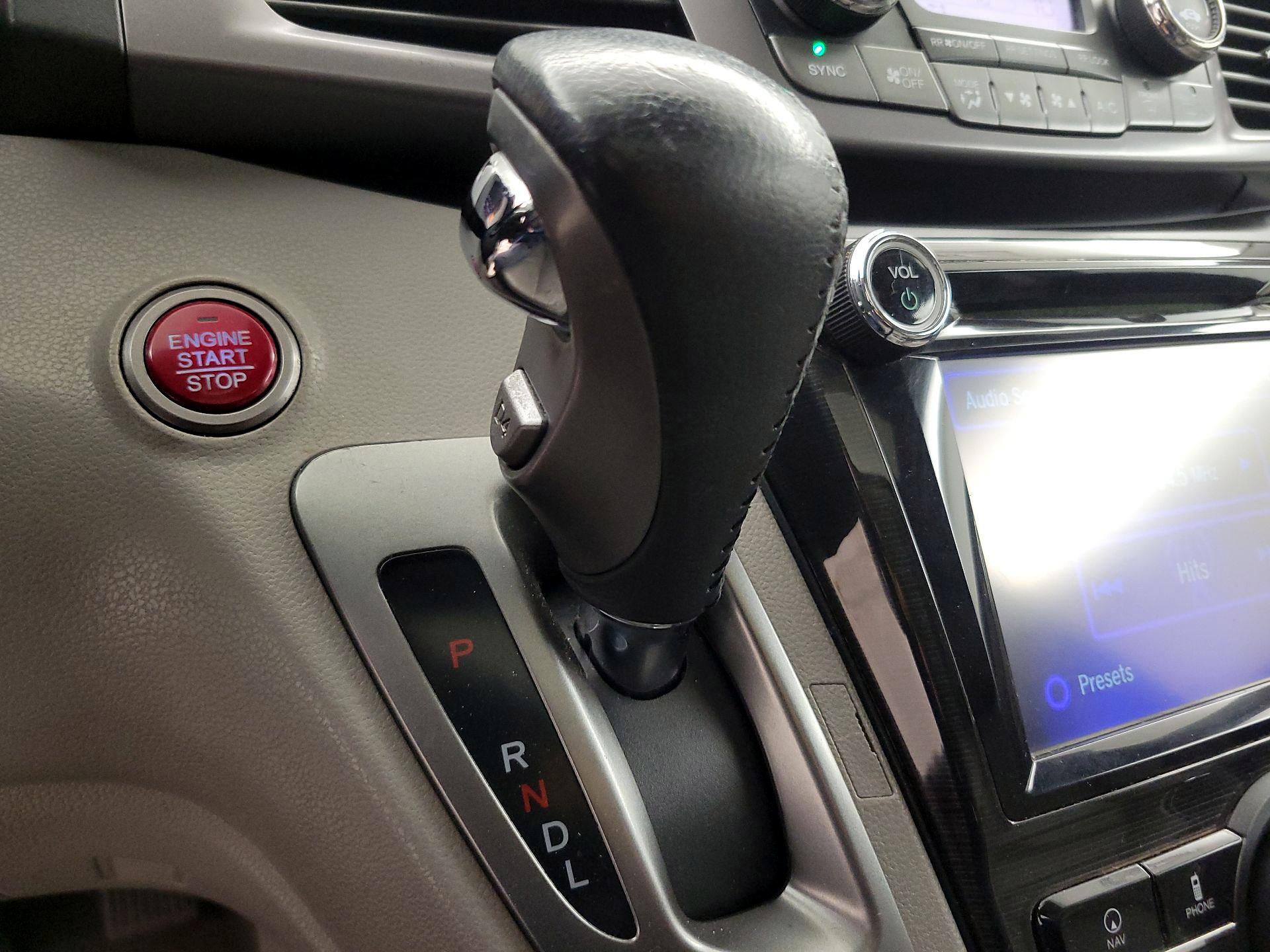 Thumbnail: 2014 Honda Odyssey - 18