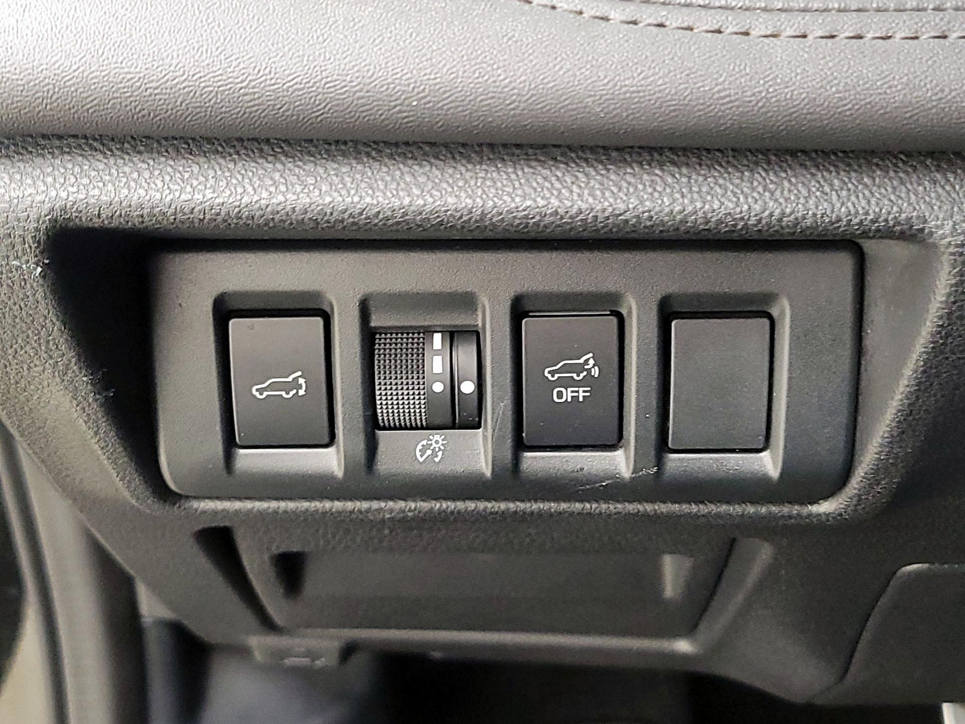 Thumbnail: 2022 Subaru Outback - 13