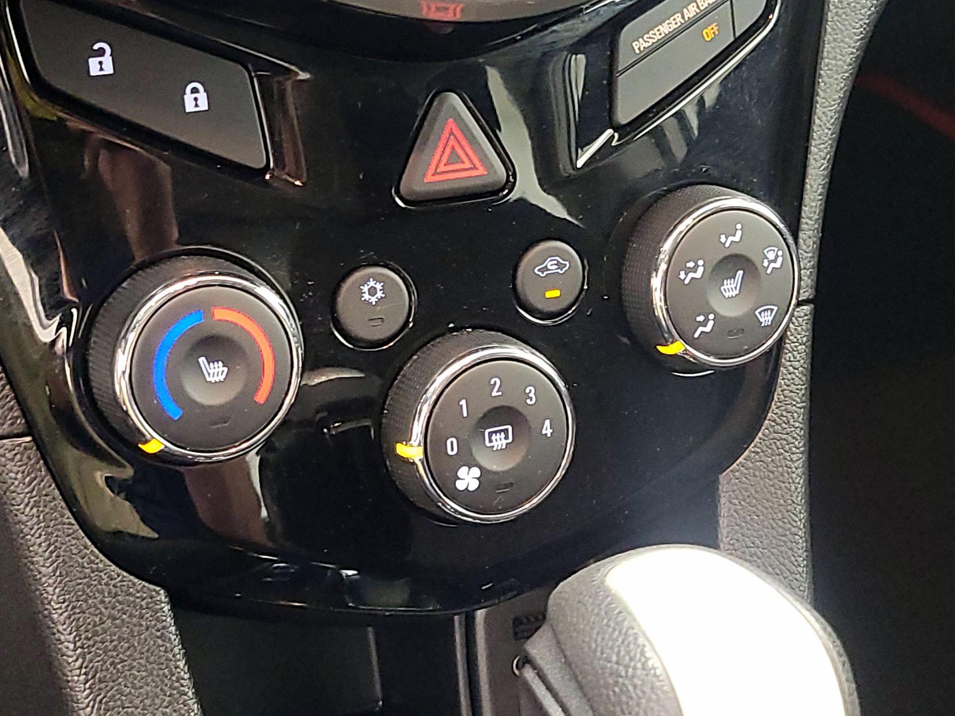 Thumbnail: 2019 Chevrolet Sonic - 16