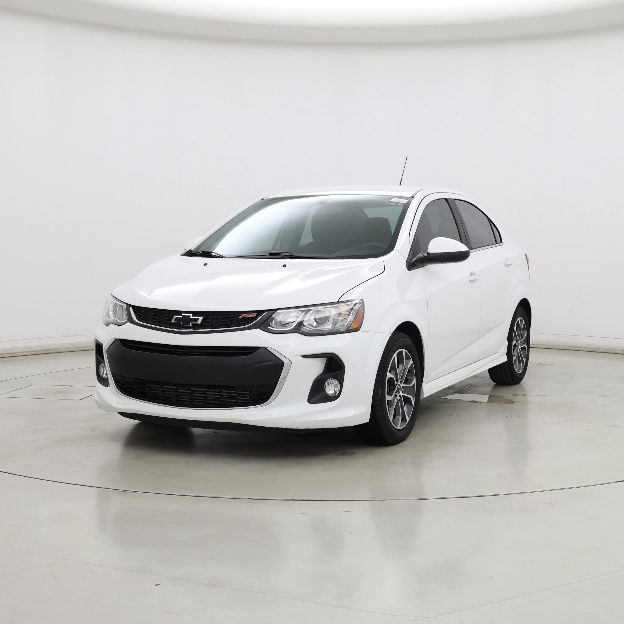 Thumbnail: 2019 Chevrolet Sonic - 4