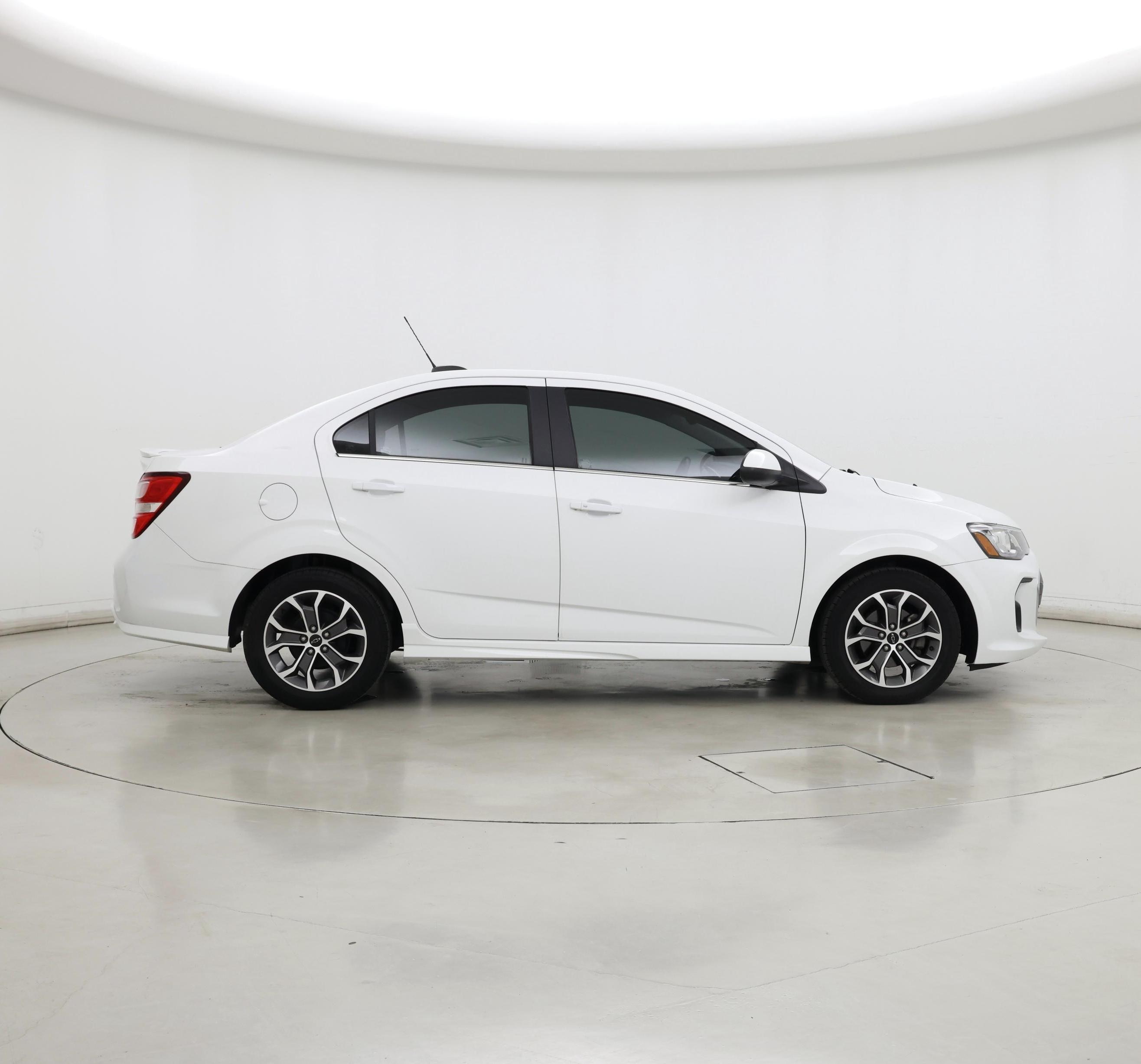 Thumbnail: 2019 Chevrolet Sonic - 7