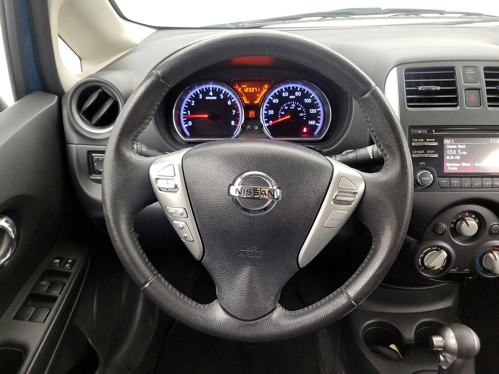 Thumbnail: 2014 Nissan Versa Note - 10