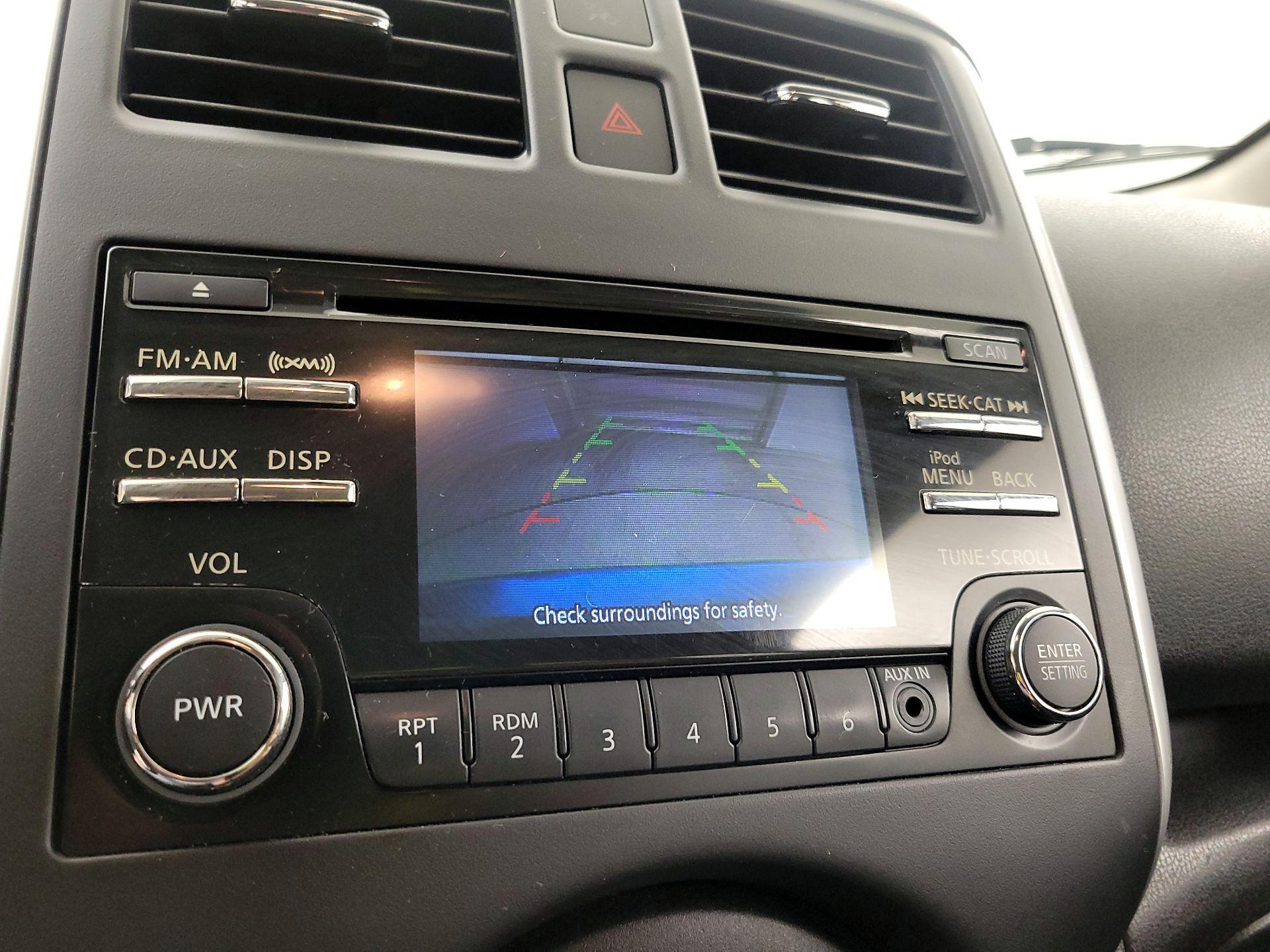Thumbnail: 2014 Nissan Versa Note - 14