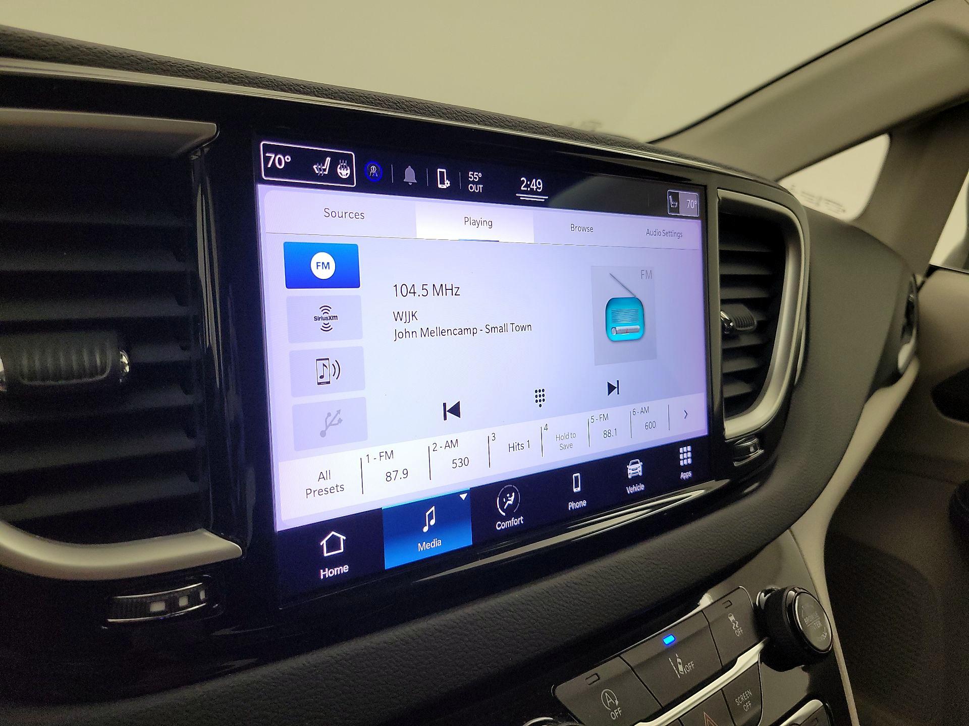 Thumbnail: 2022 Chrysler Pacifica - 15
