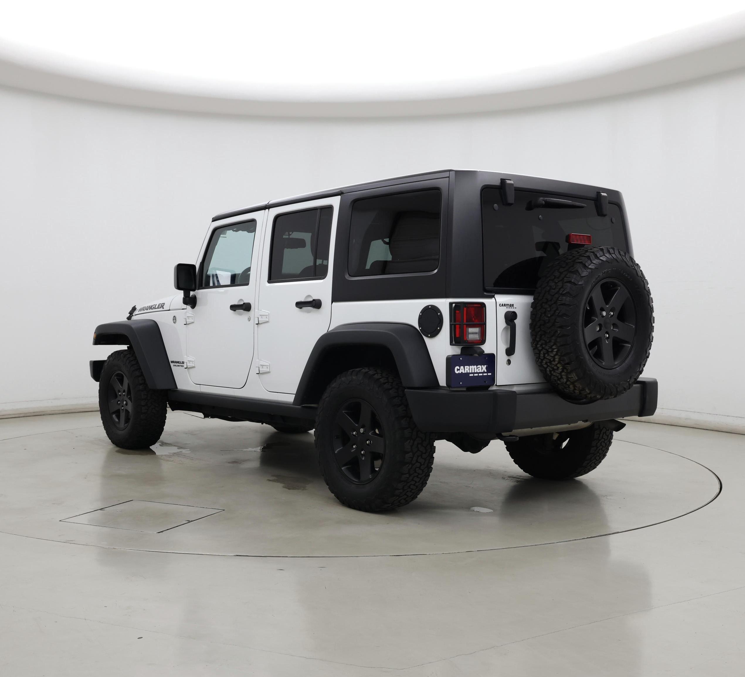 Thumbnail: 2017 Jeep Wrangler - 2