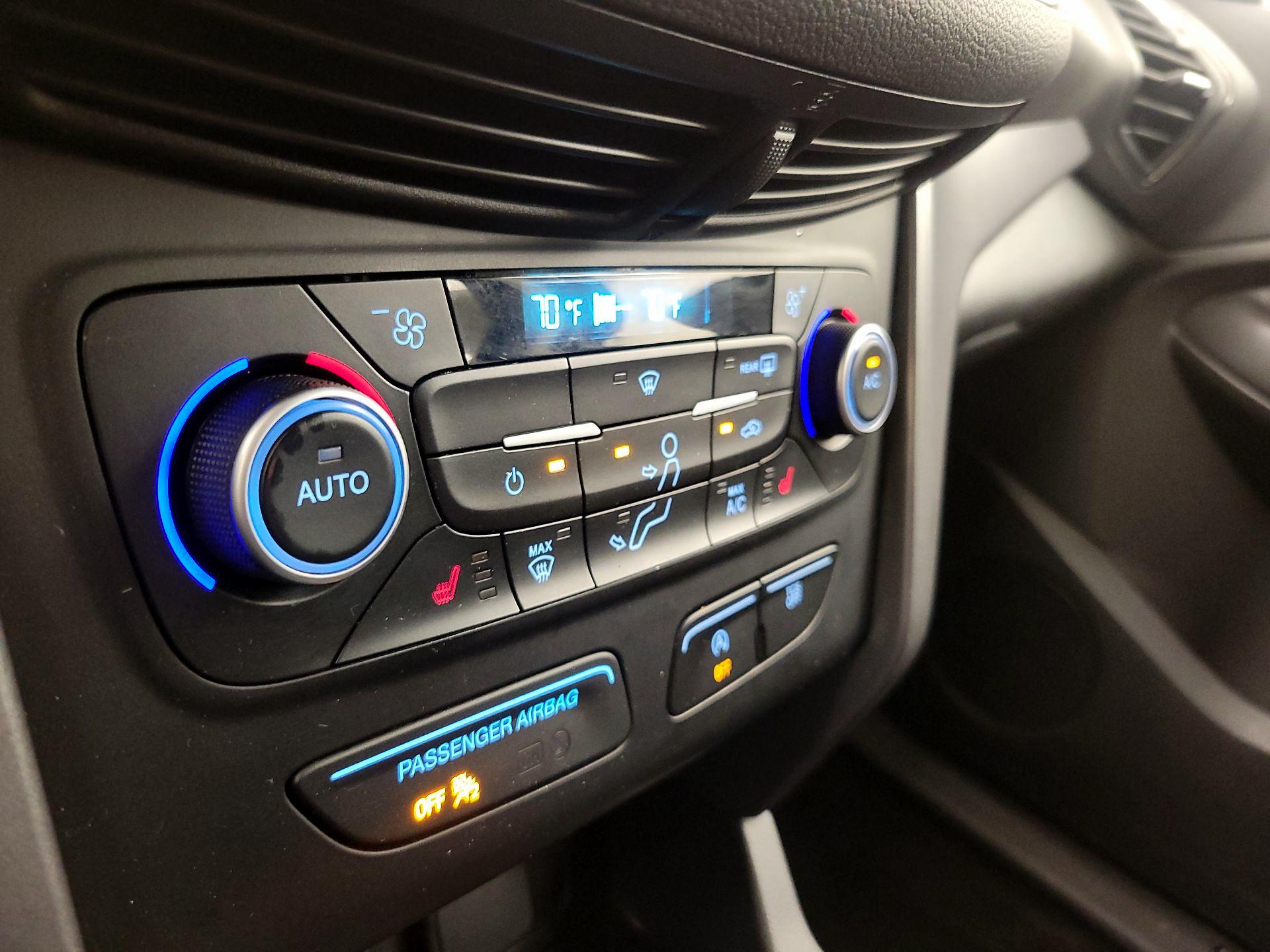 Thumbnail: 2018 Ford Escape - 16