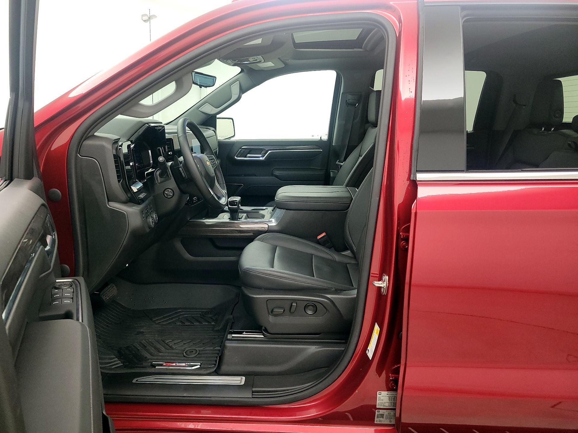 Thumbnail: 2023 Chevrolet Silverado 1500 - 11