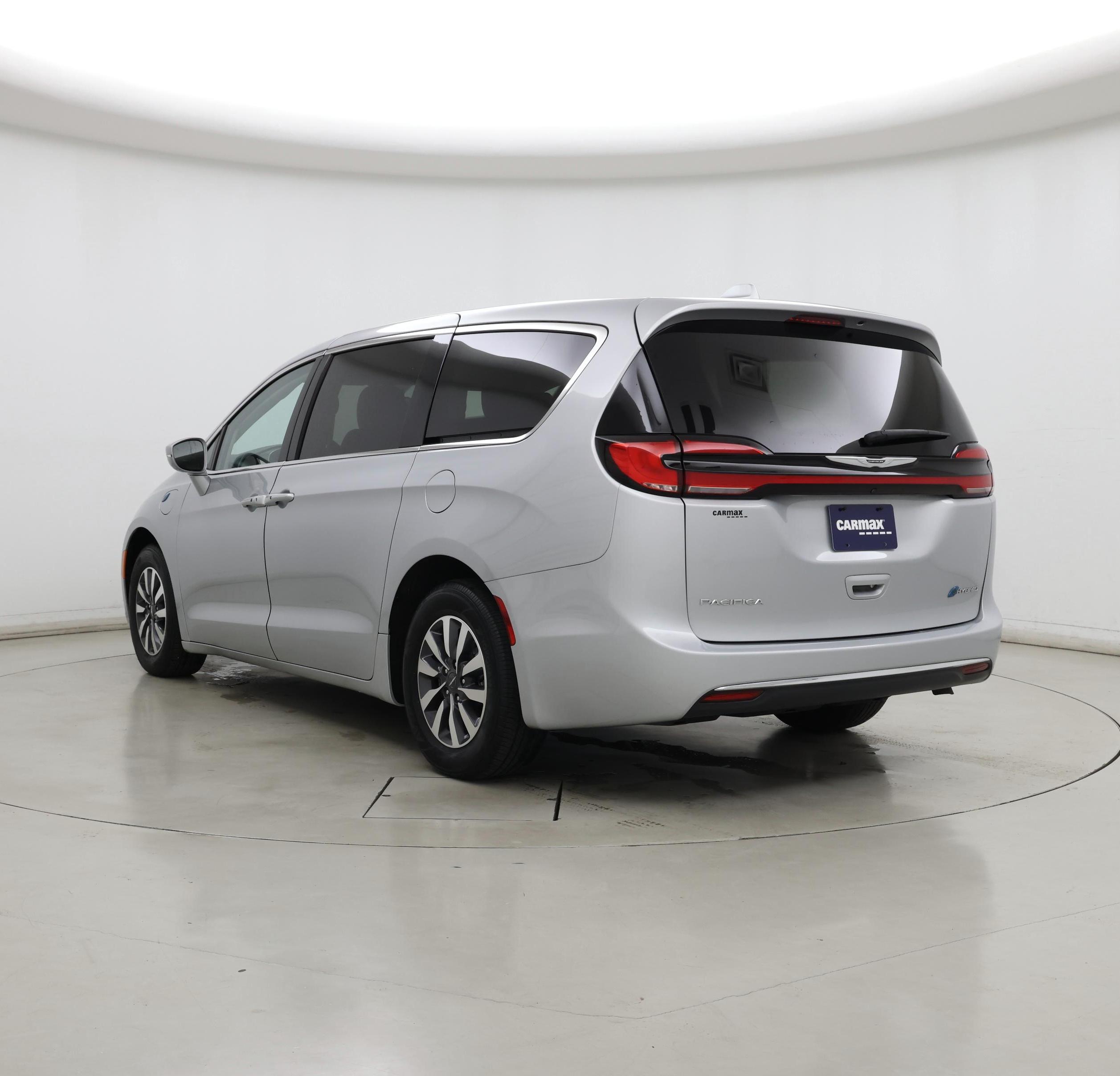 Thumbnail: 2022 Chrysler Pacifica - 2