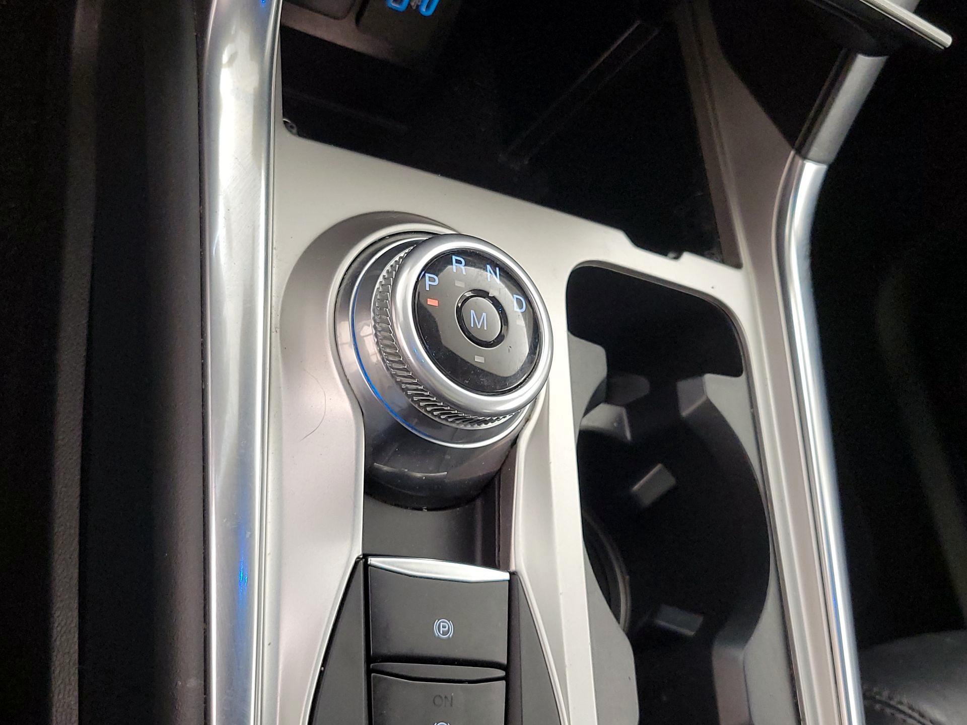 Thumbnail: 2020 Ford Explorer - 18