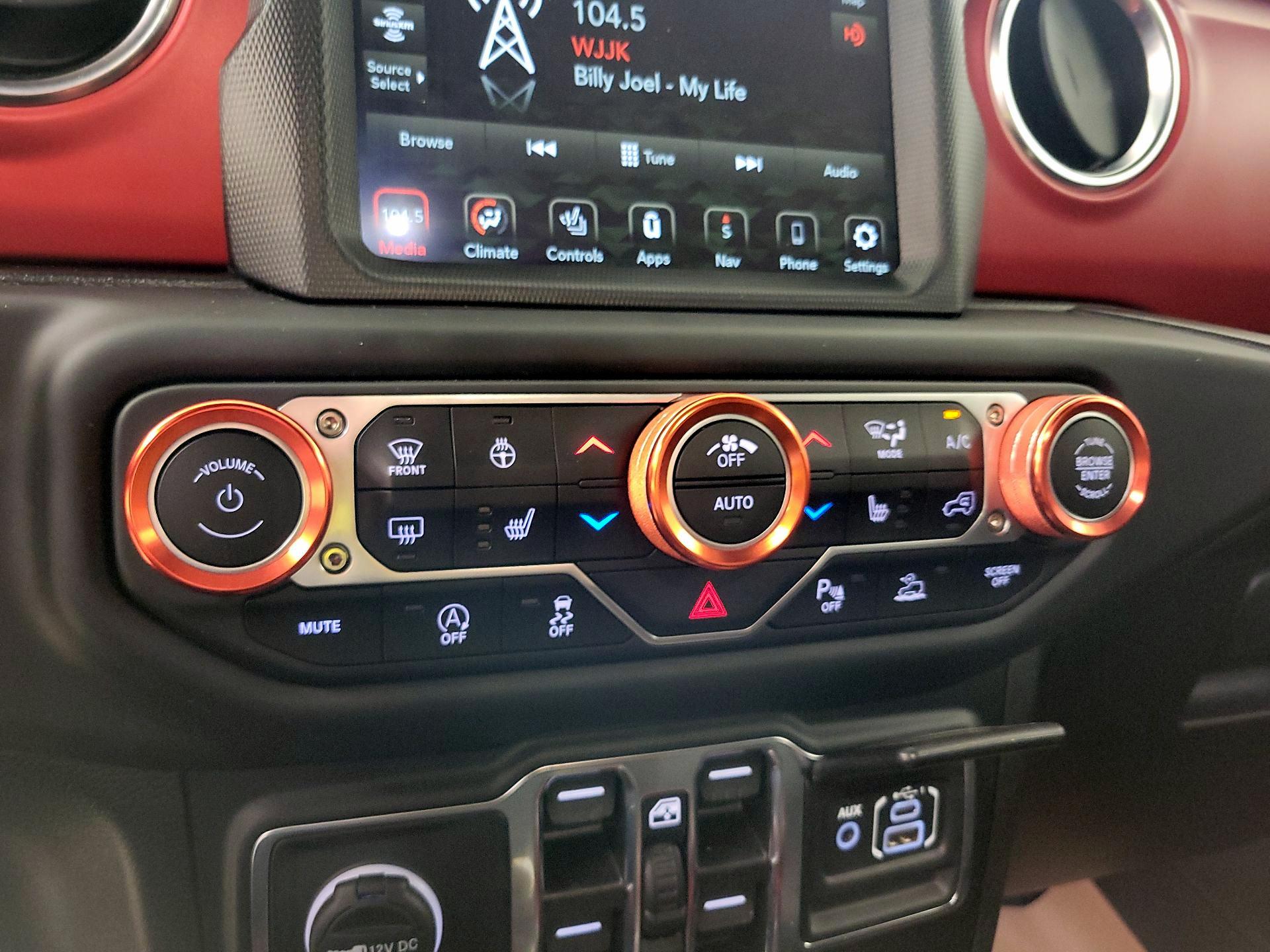 Thumbnail: 2023 Jeep Wrangler - 17