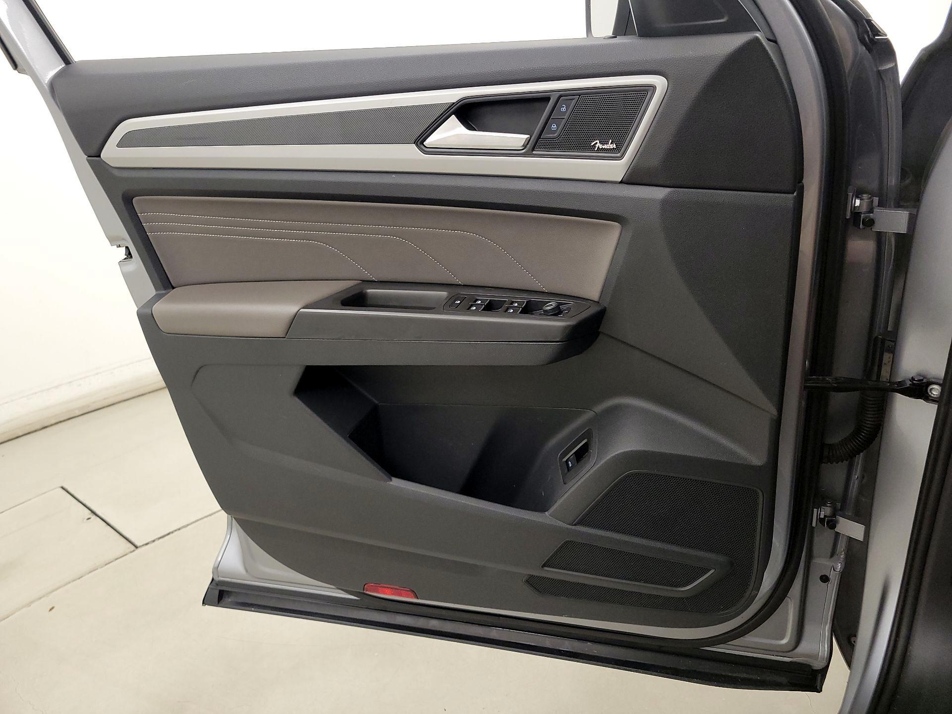 Thumbnail: 2022 Volkswagen Atlas - 12