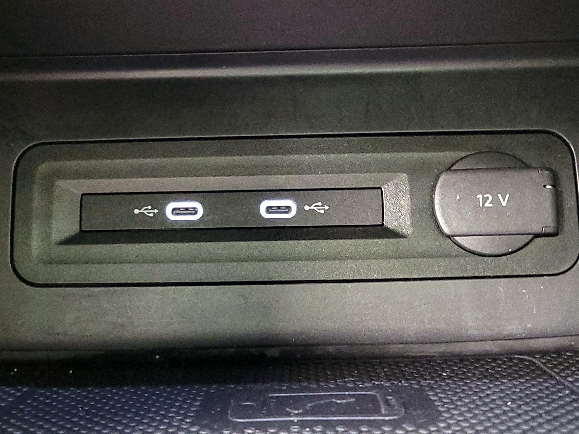 Thumbnail: 2022 Volkswagen Atlas - 18