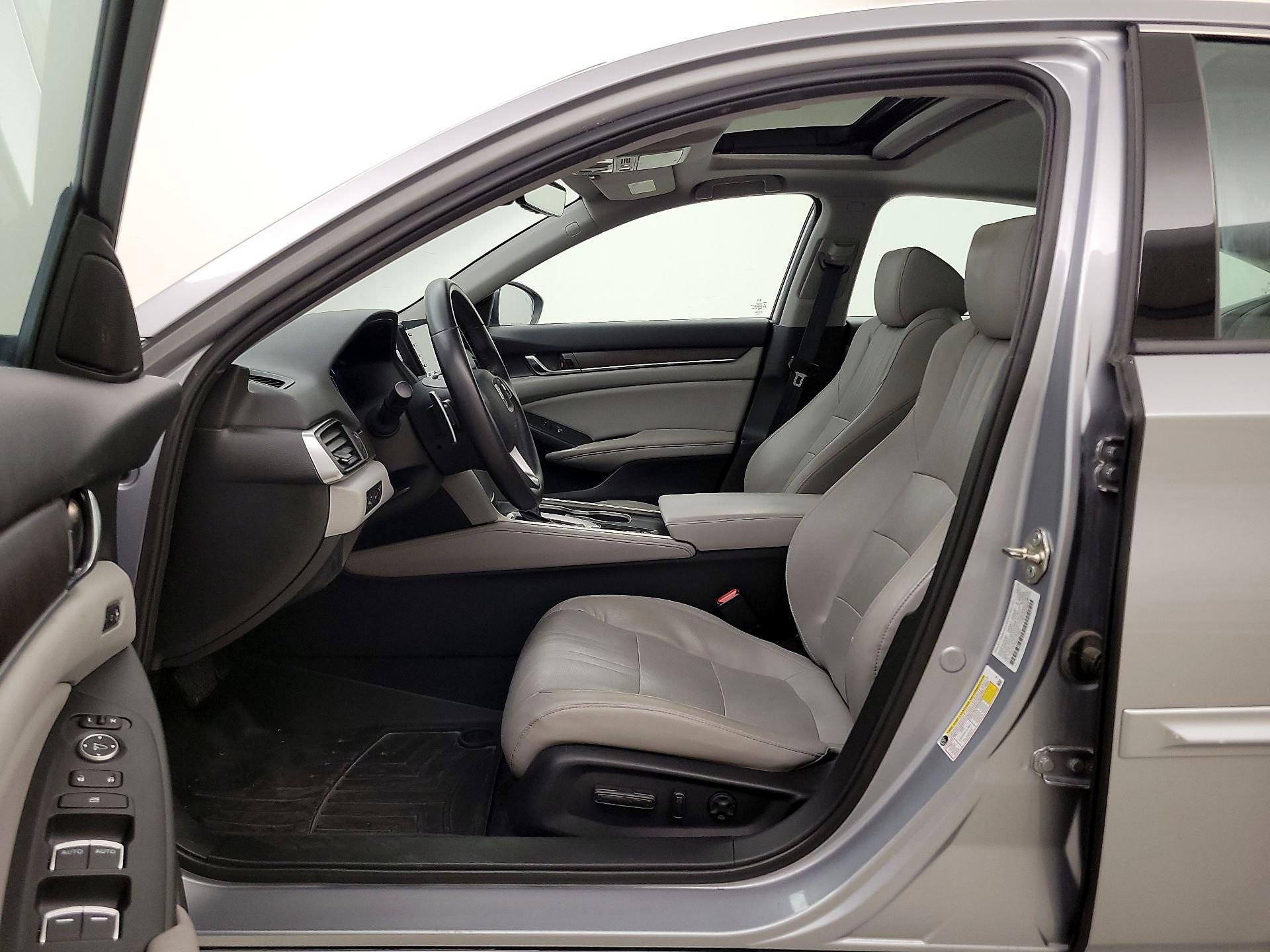 Thumbnail: 2018 Honda Accord - 11