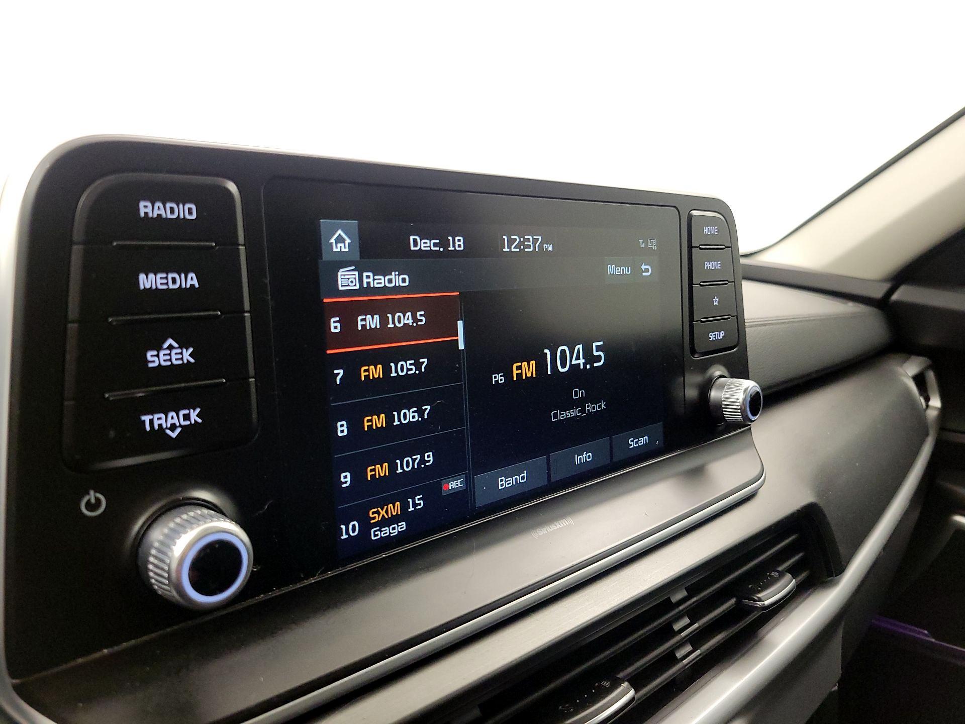 Thumbnail: 2020 Kia Telluride - 15