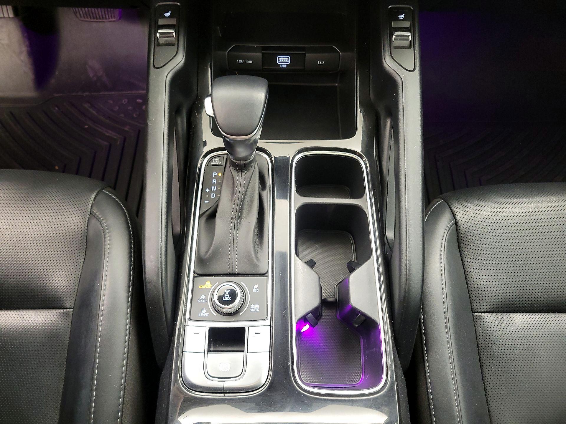 Thumbnail: 2020 Kia Telluride - 17