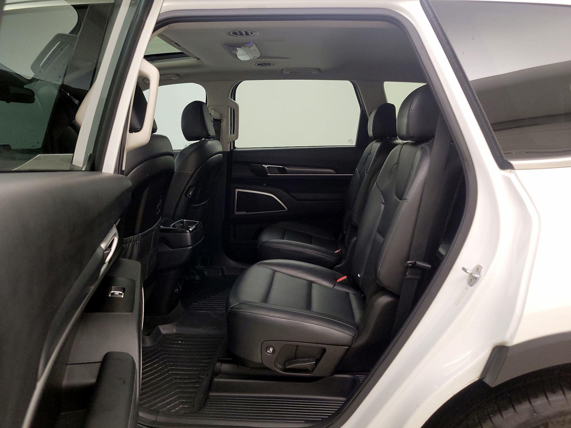 Thumbnail: 2020 Kia Telluride - 20