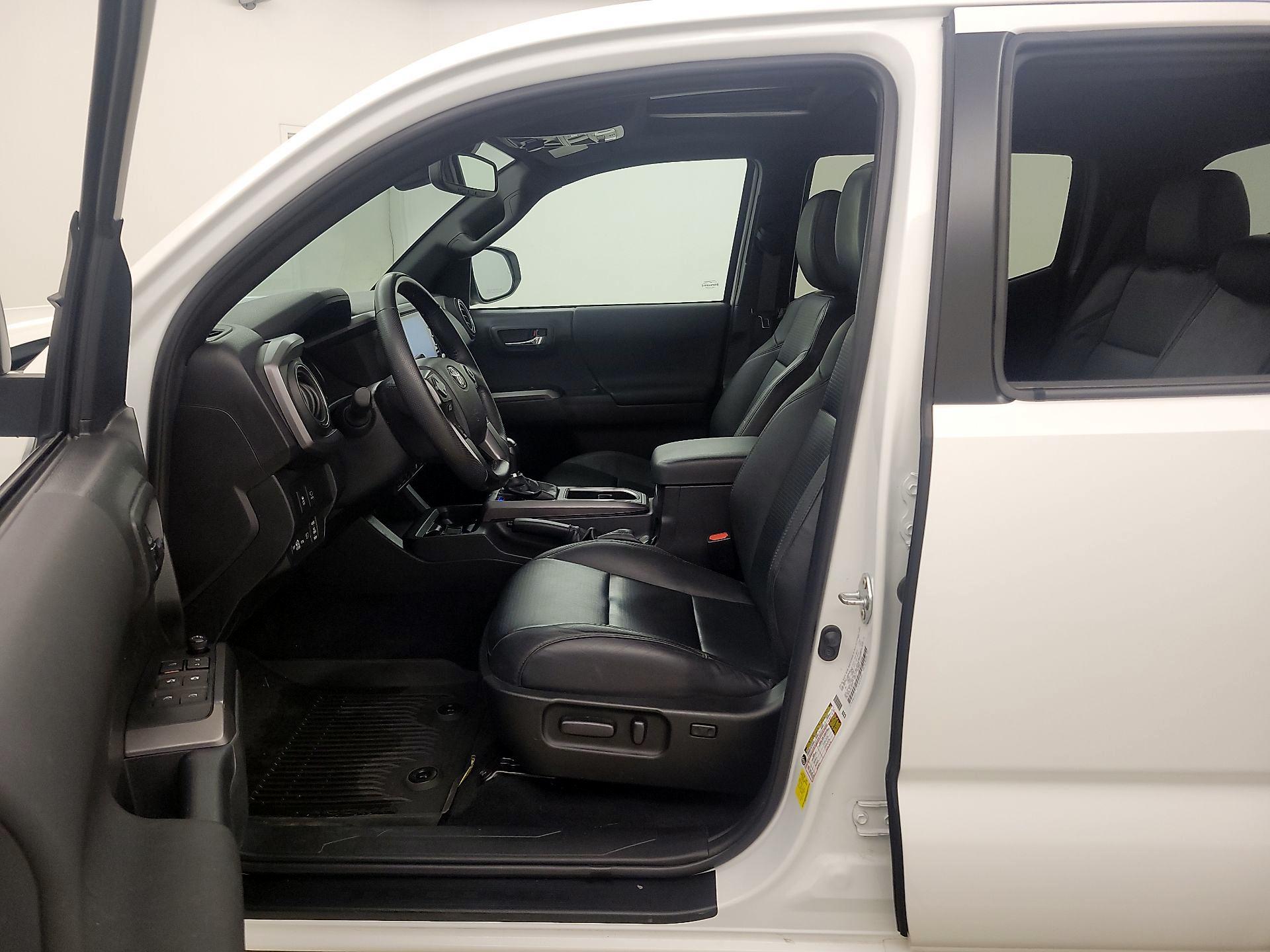 Thumbnail: 2023 Toyota Tacoma - 11