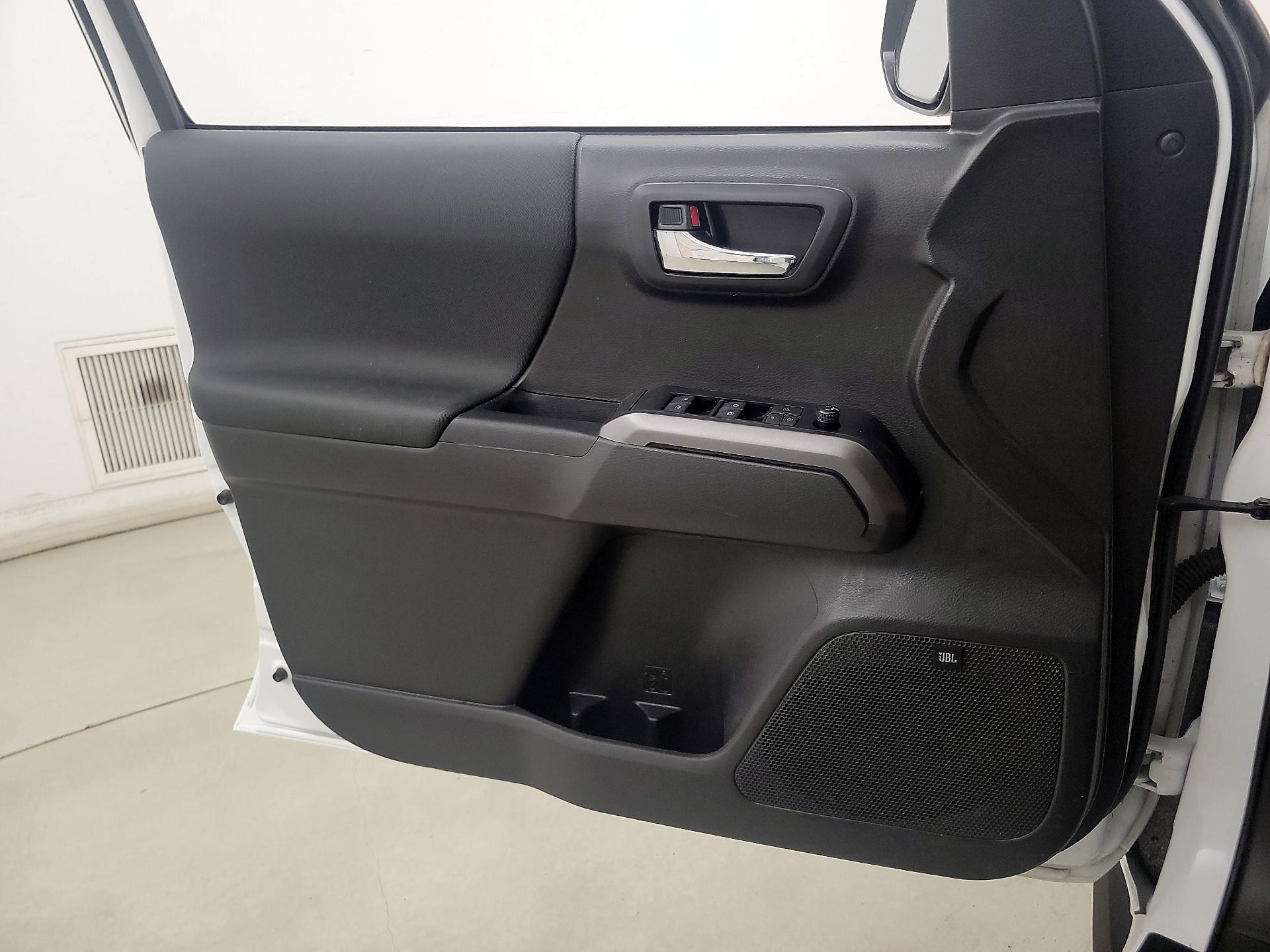 Thumbnail: 2023 Toyota Tacoma - 12