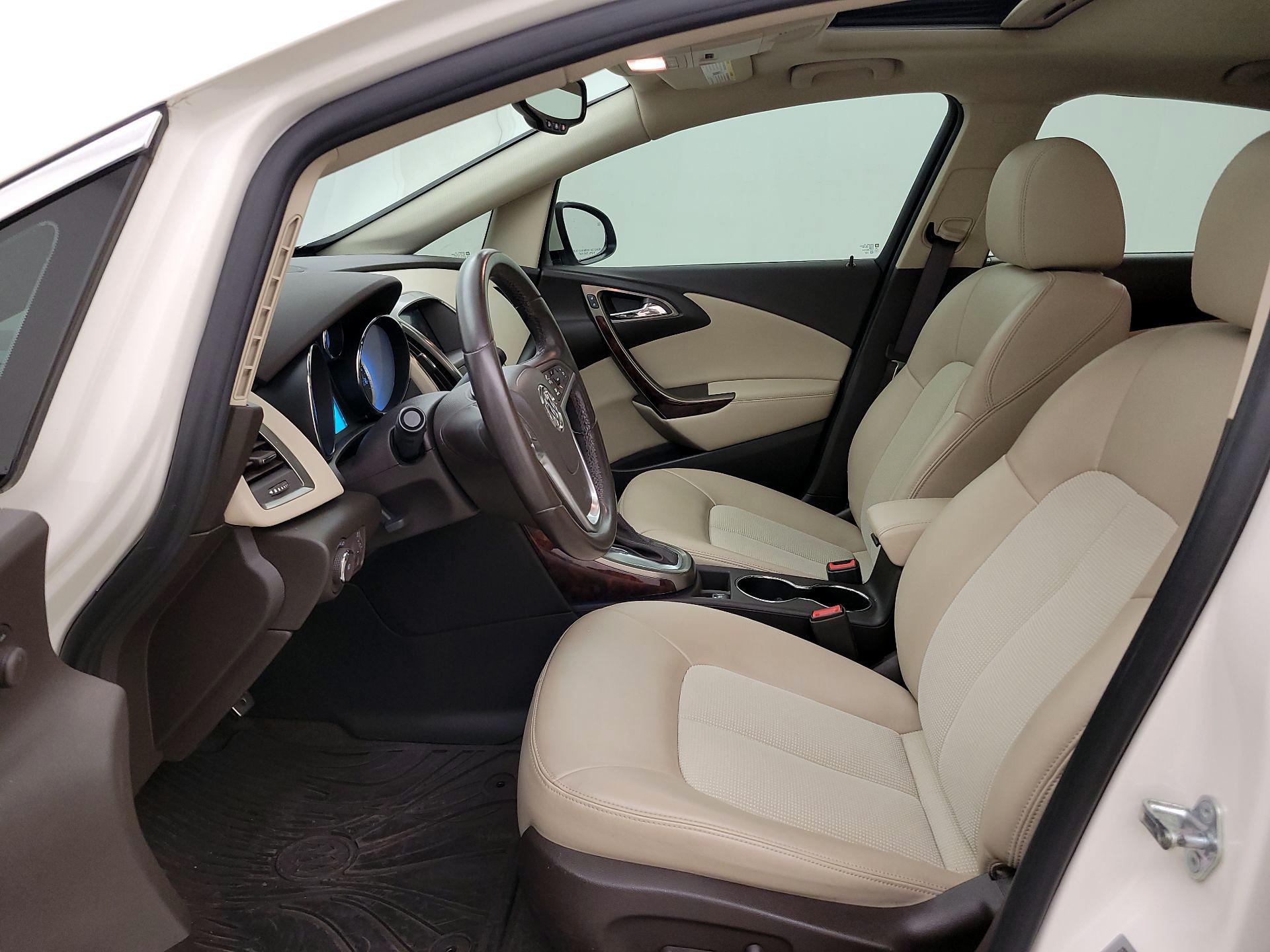 Thumbnail: 2016 Buick Verano - 11