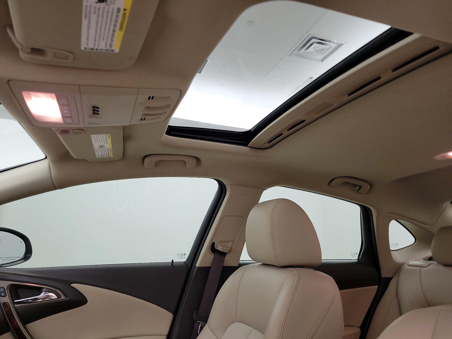 Thumbnail: 2016 Buick Verano - 20