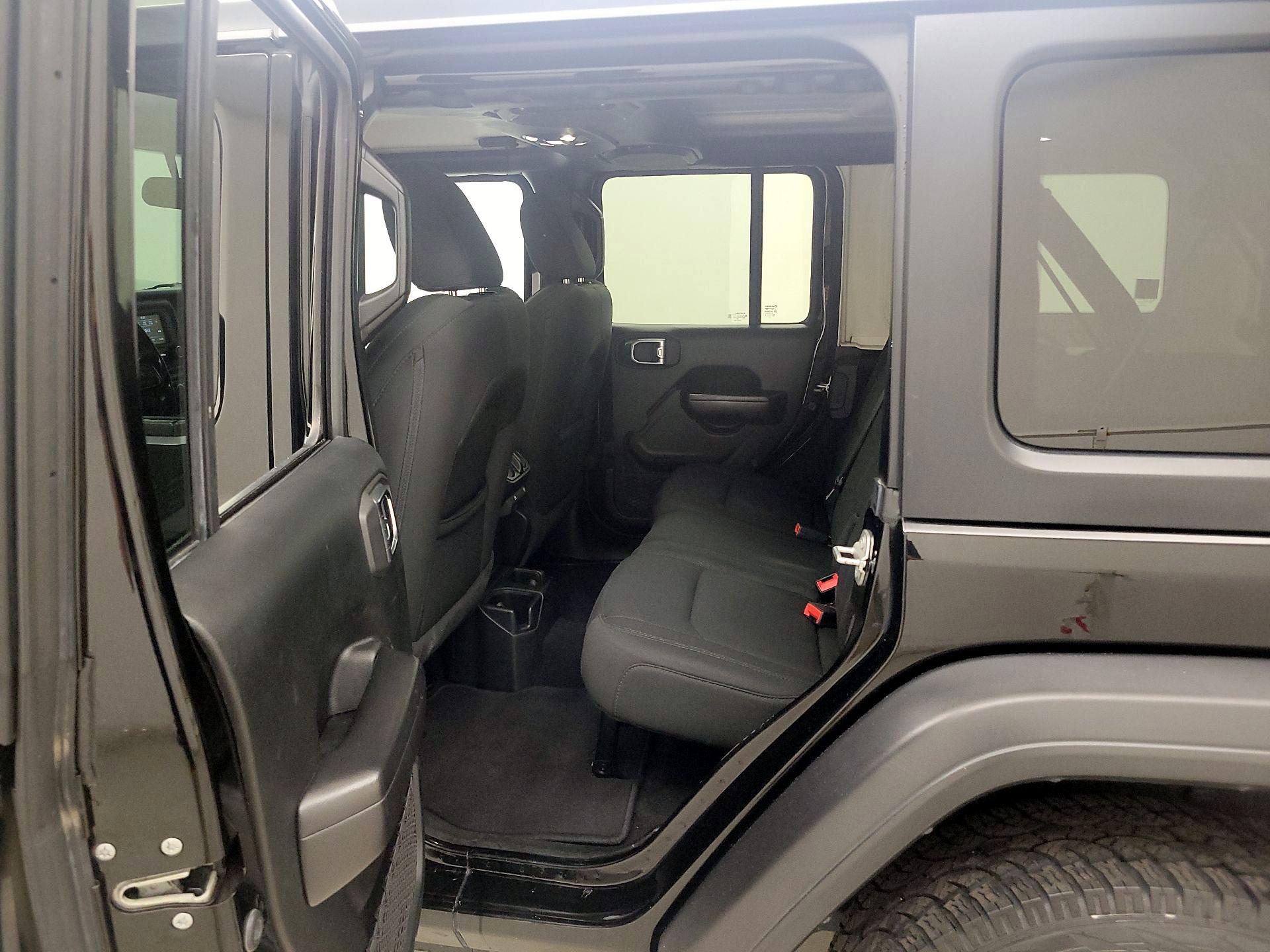 Thumbnail: 2020 Jeep Wrangler - 19