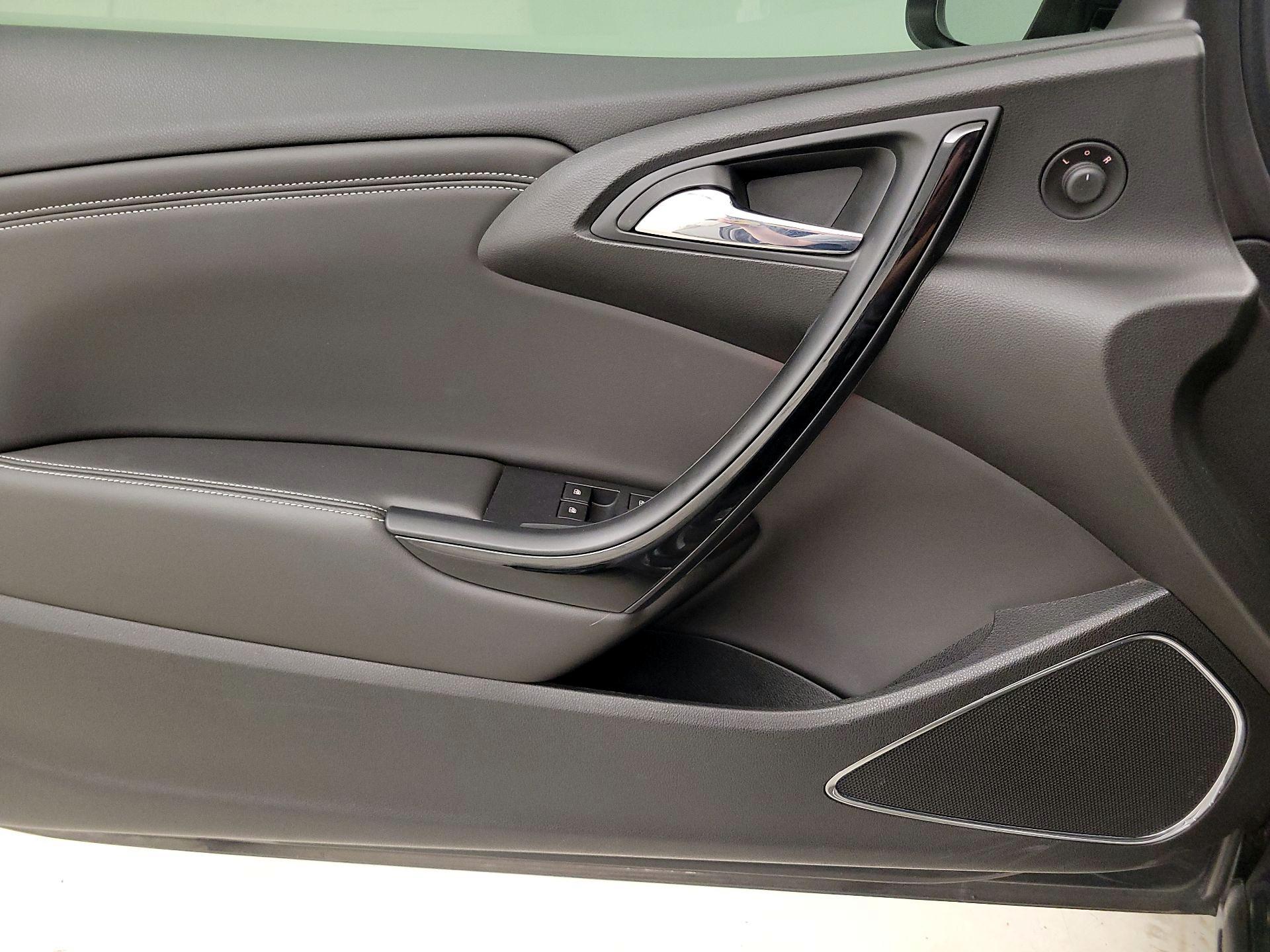 Thumbnail: 2016 Buick Cascada - 12