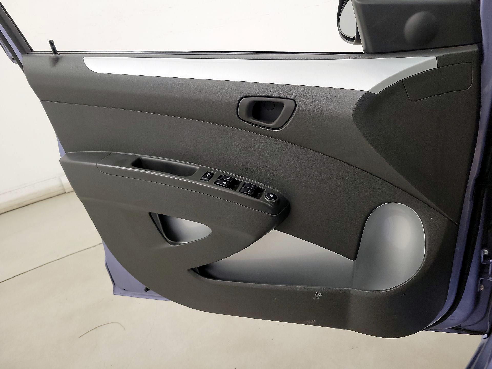 Thumbnail: 2015 Chevrolet Spark - 12