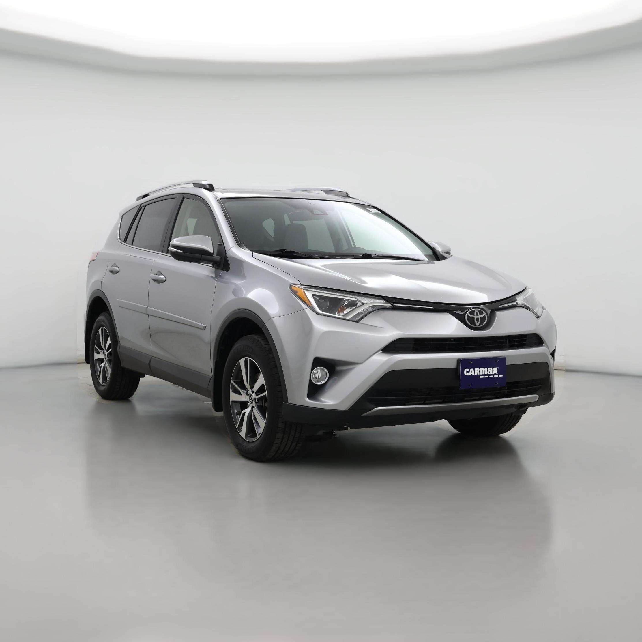 Thumbnail: 2018 Toyota RAV4 - 1