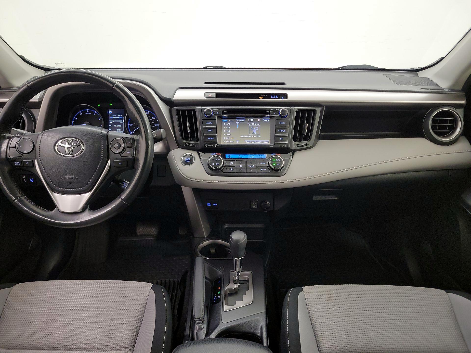 Thumbnail: 2018 Toyota RAV4 - 9