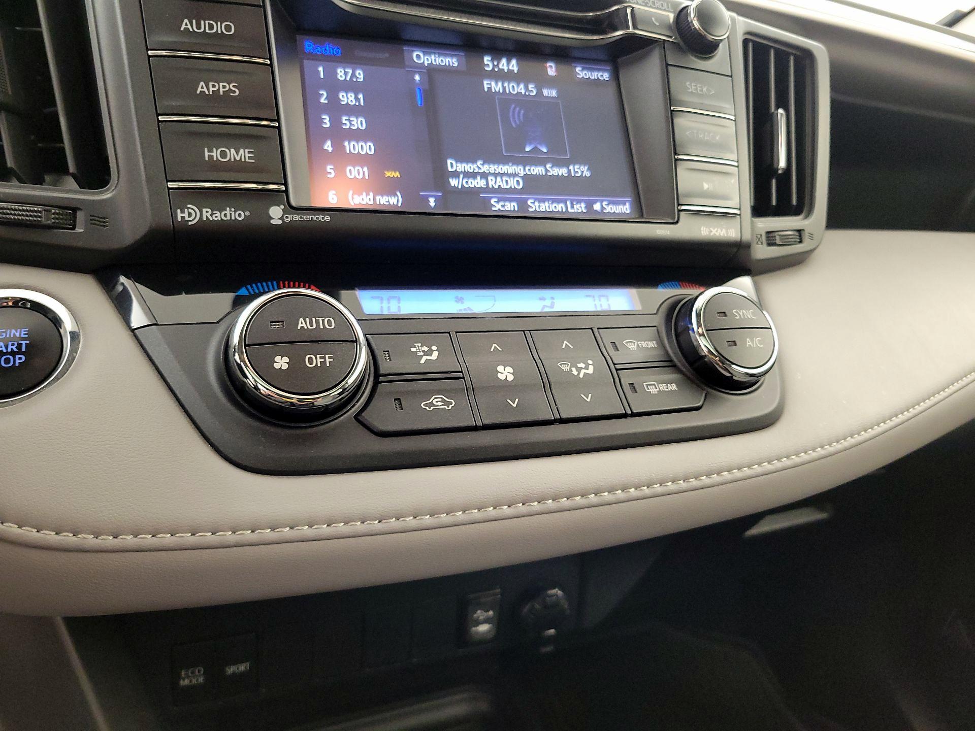 Thumbnail: 2018 Toyota RAV4 - 16