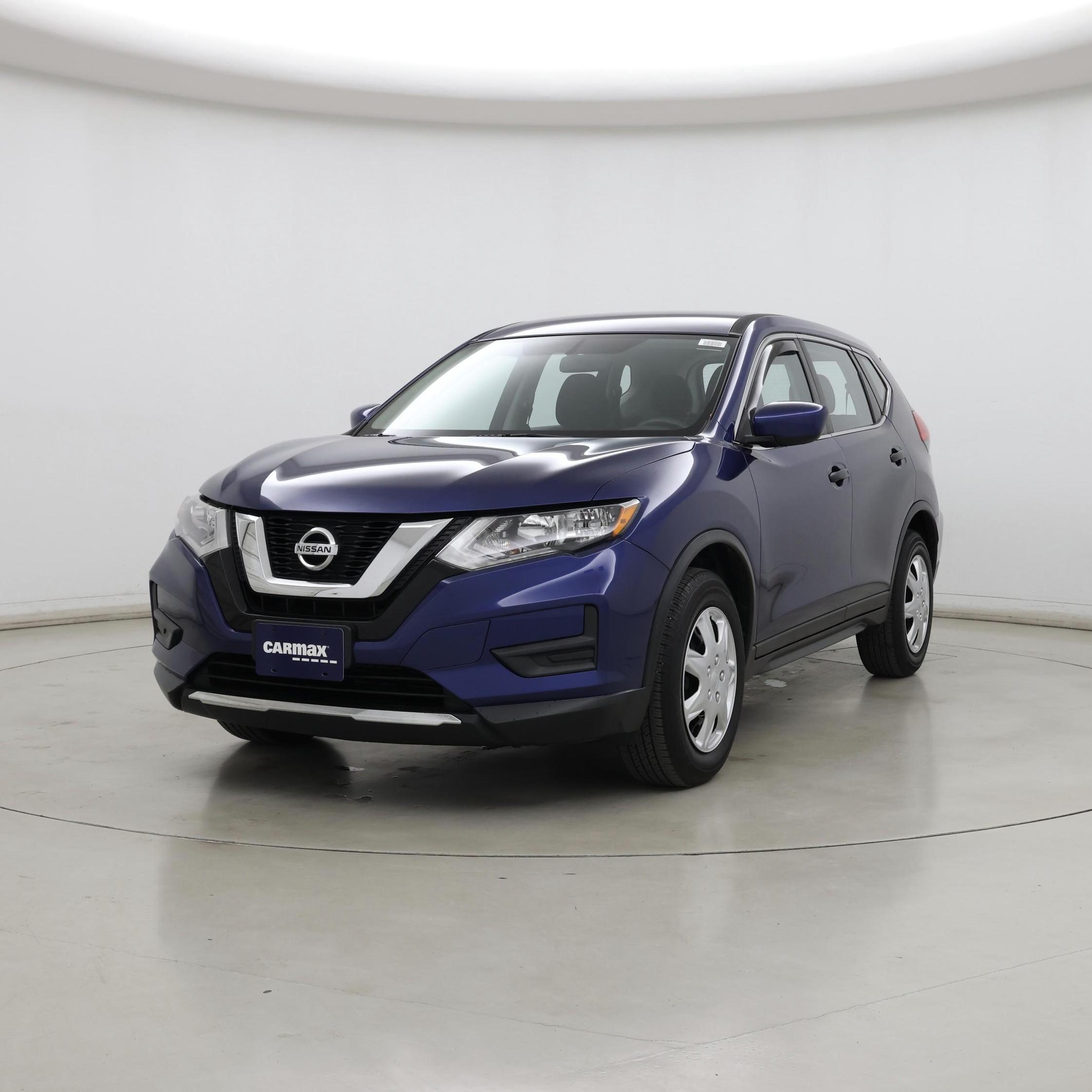 Thumbnail: 2017 Nissan Rogue - 4