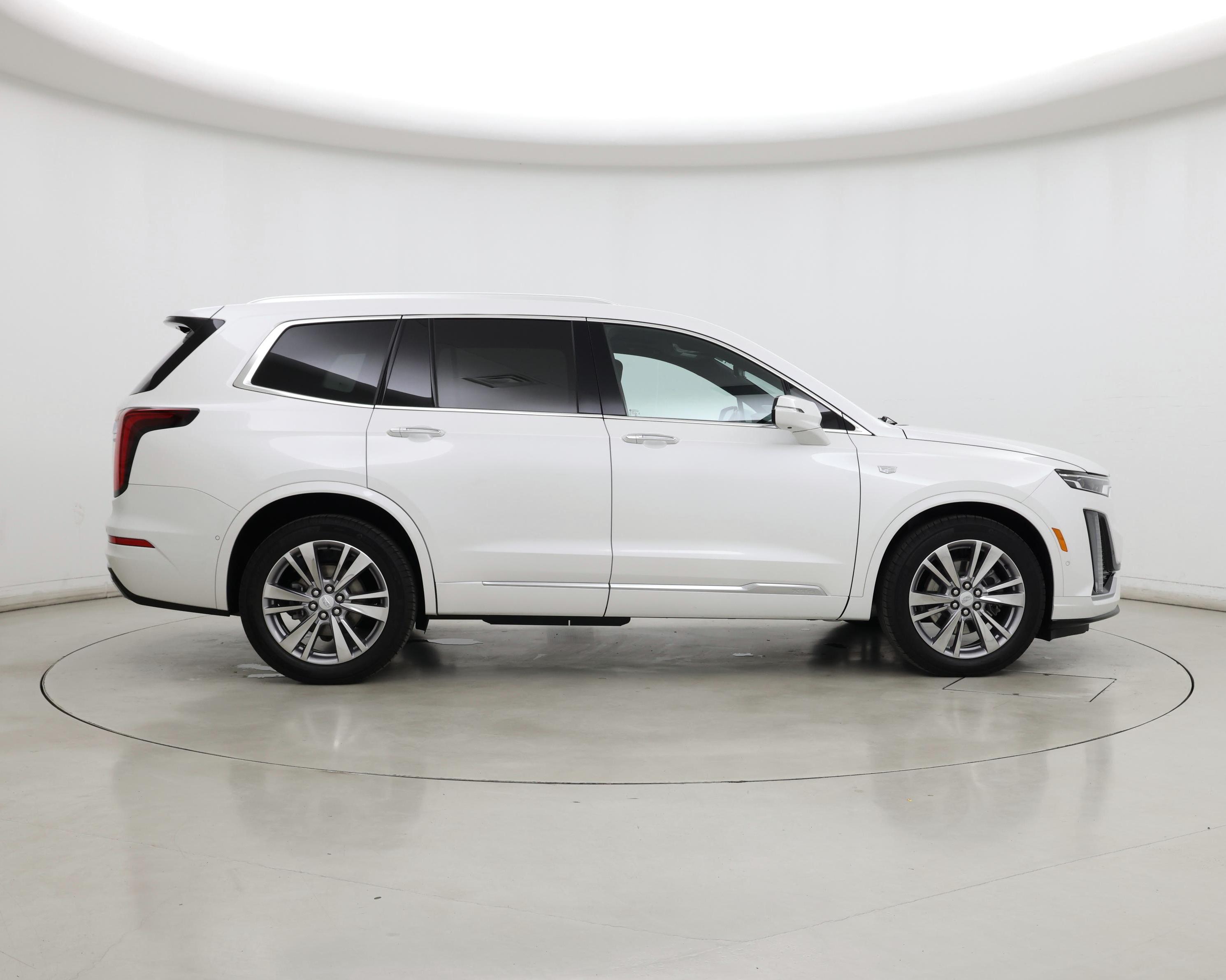 Thumbnail: 2023 Cadillac XT6 - 7