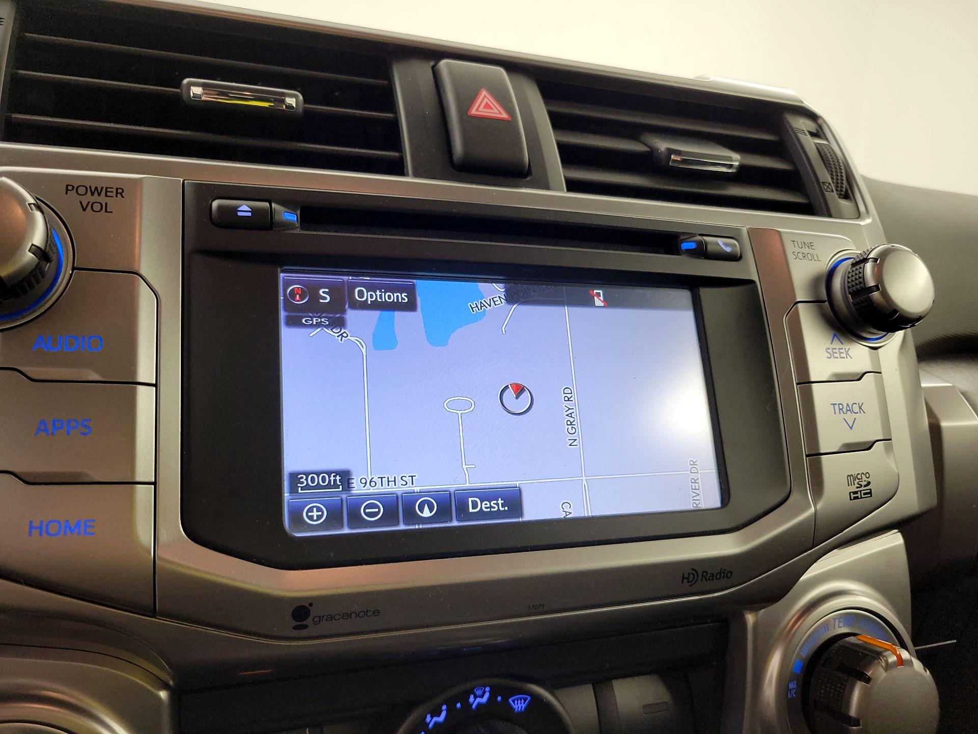 Thumbnail: 2015 Toyota 4Runner - 14