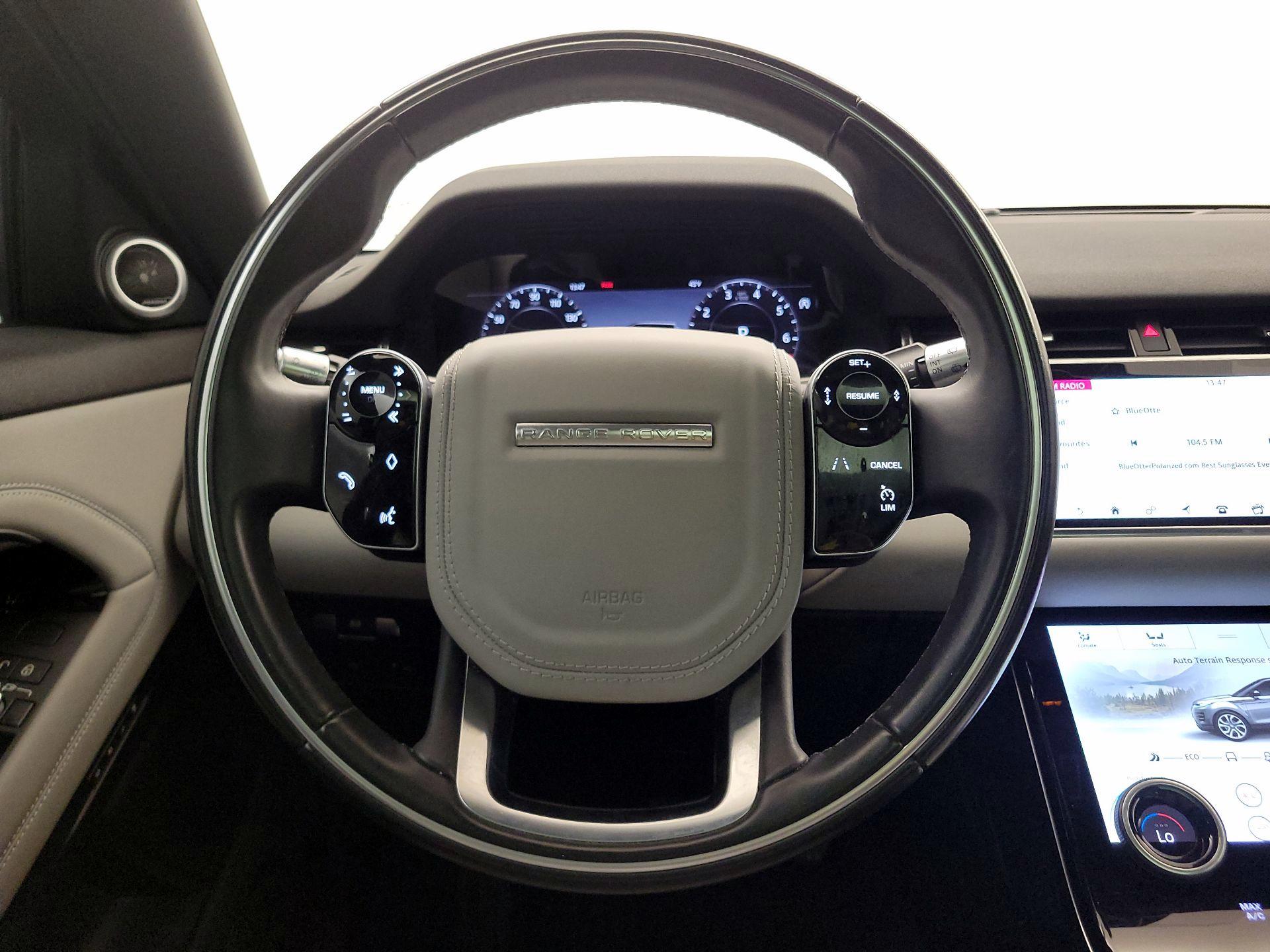 Thumbnail: 2020 Land Rover Range Rover Evoque - 10