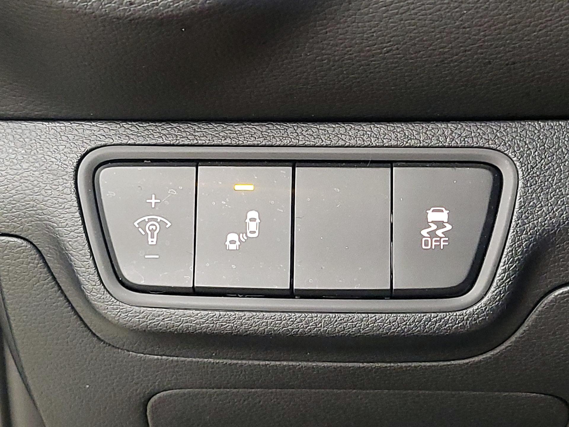 Thumbnail: 2024 Kia Forte - 13