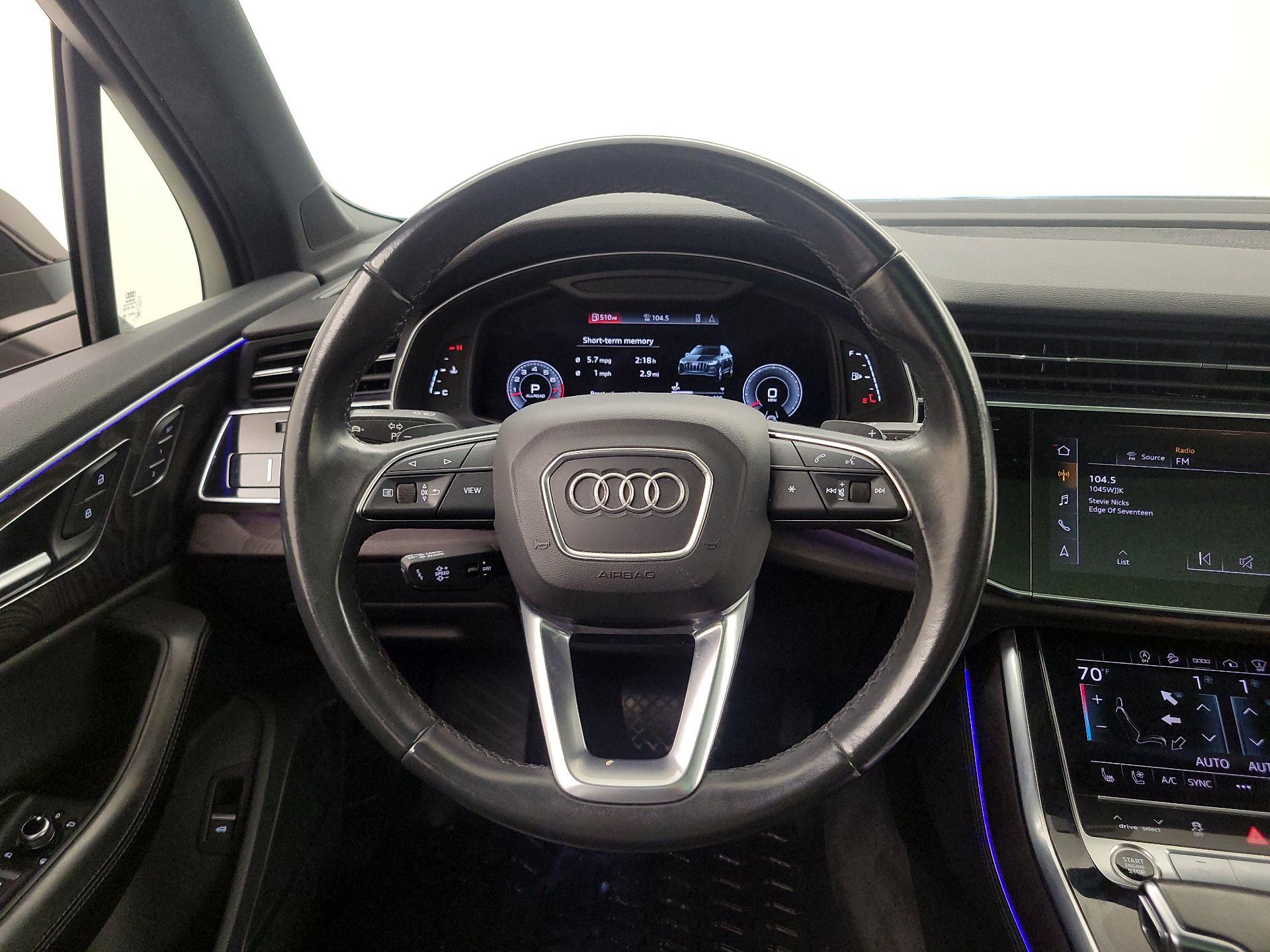 Thumbnail: 2021 Audi Q7 - 10