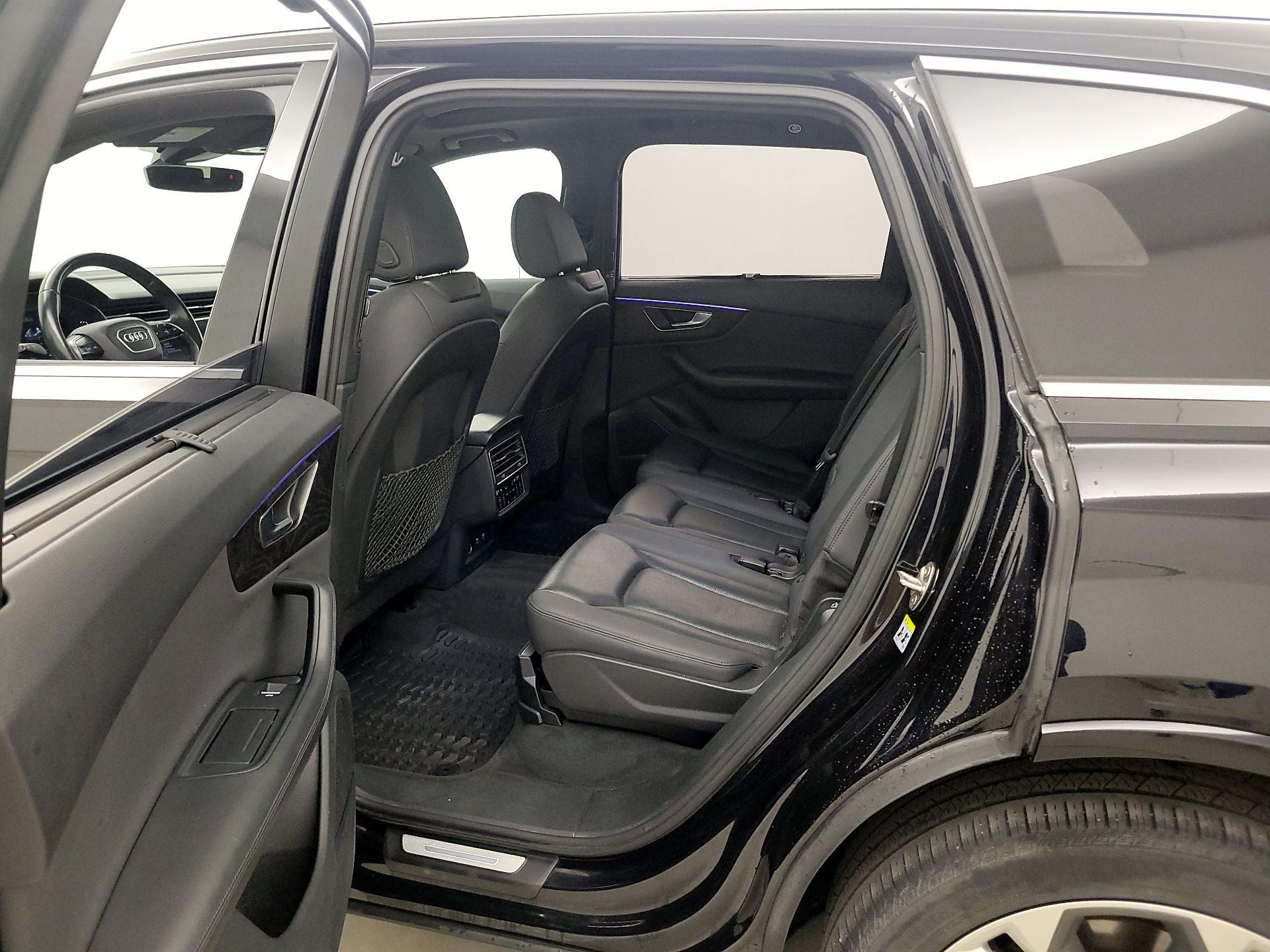 Thumbnail: 2021 Audi Q7 - 20