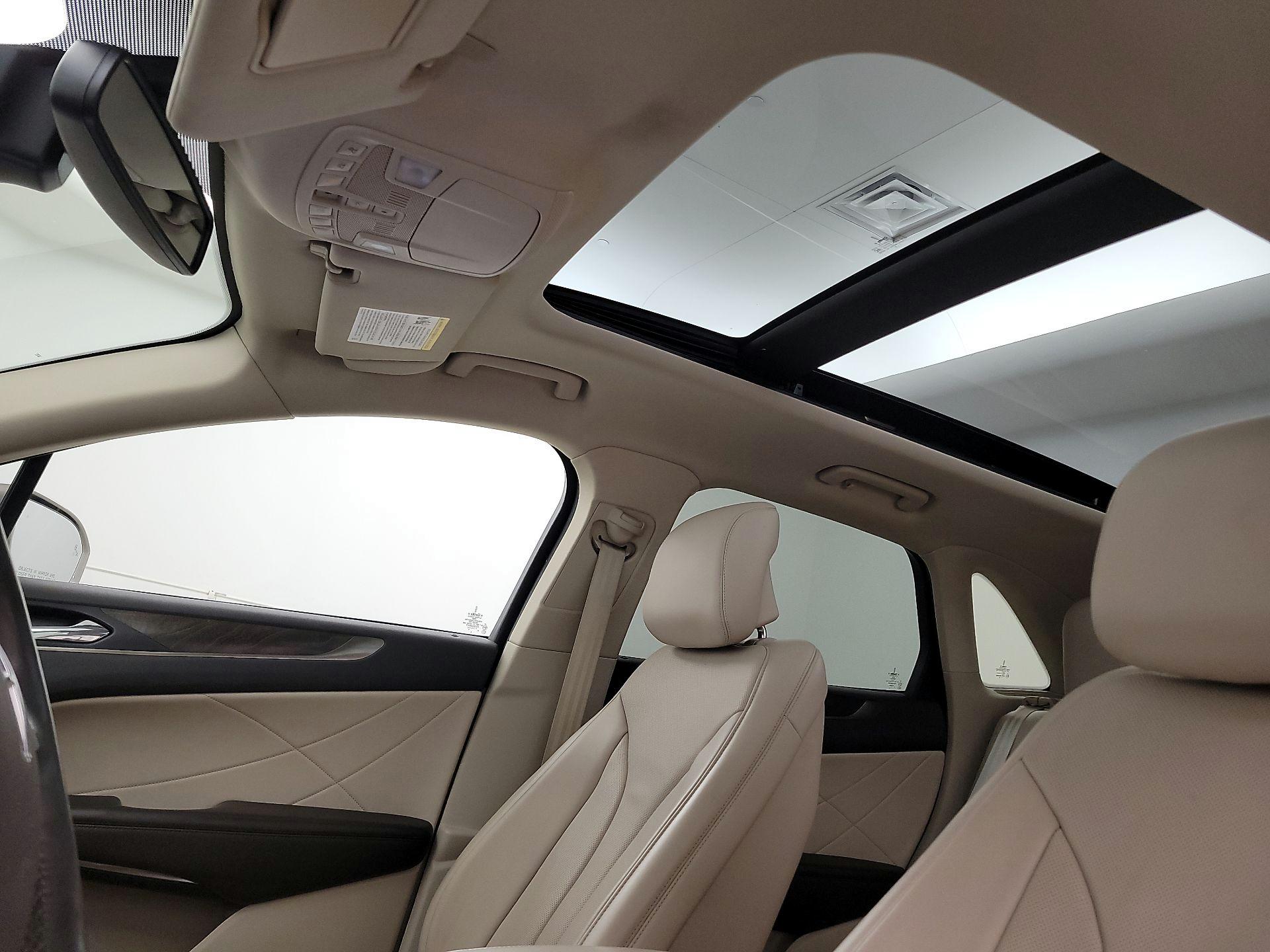 Thumbnail: 2019 Lincoln MKC - 20