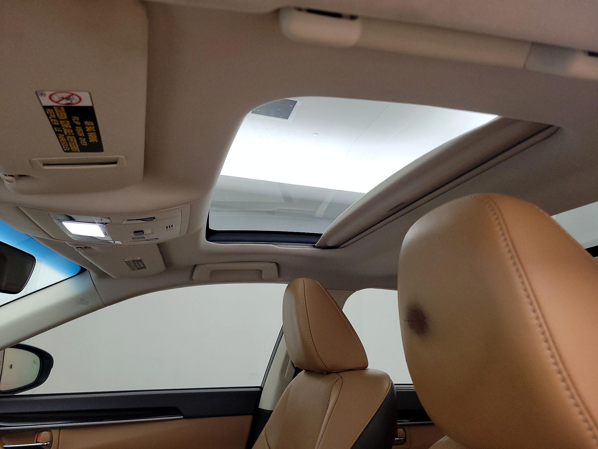 Thumbnail: 2016 Lexus ES - 20