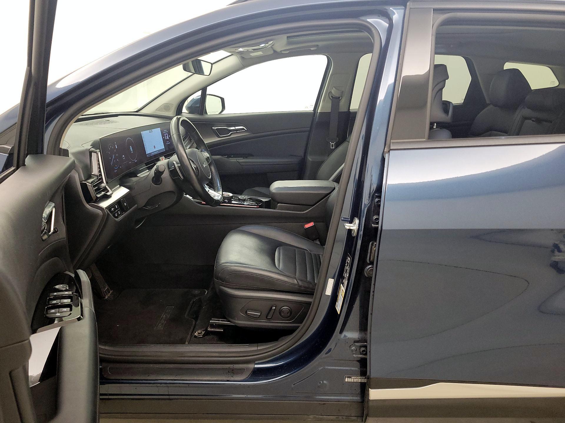 Thumbnail: 2023 Kia Sportage - 11