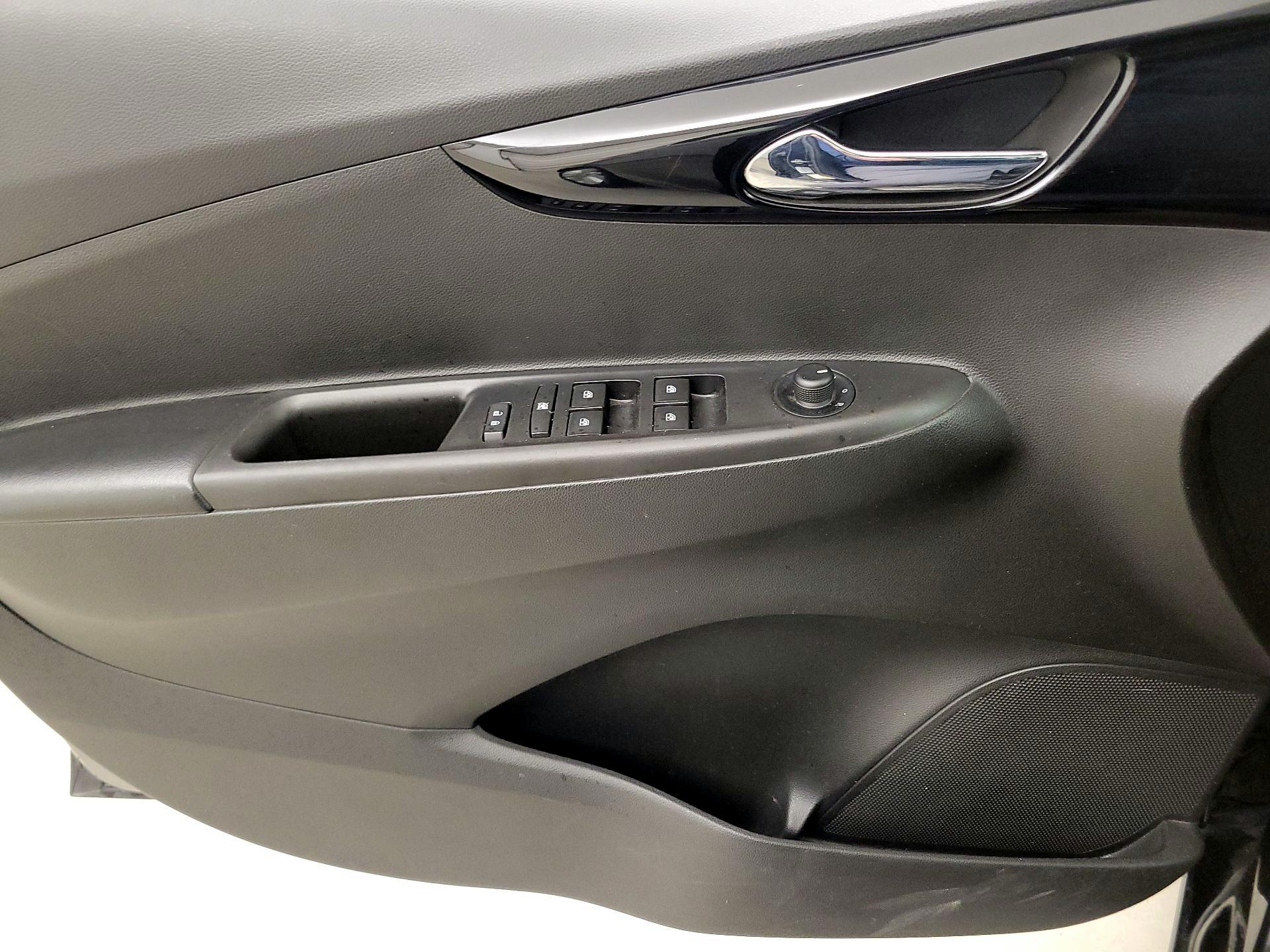 Thumbnail: 2016 Chevrolet Spark - 12