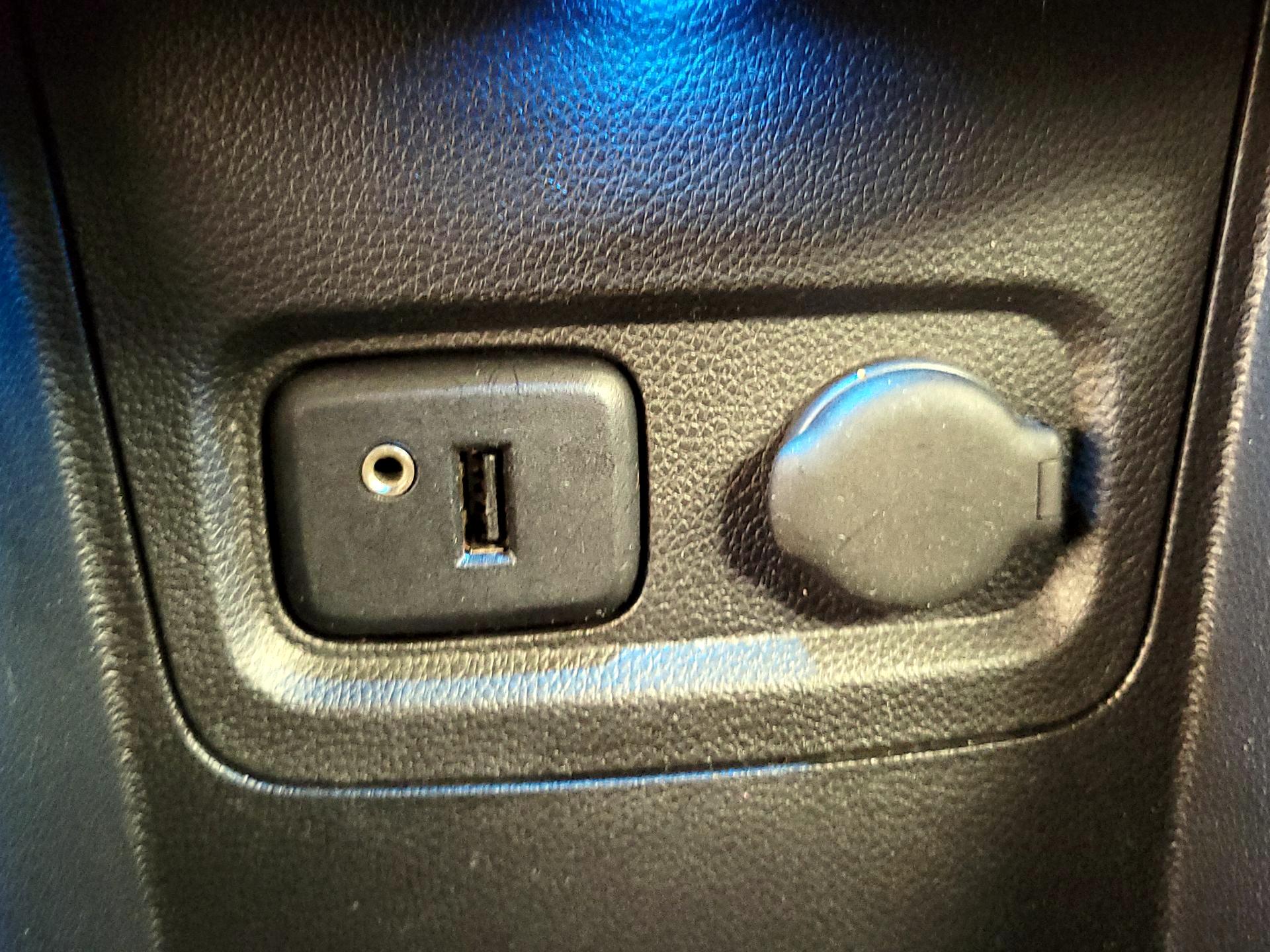 Thumbnail: 2016 Chevrolet Spark - 18