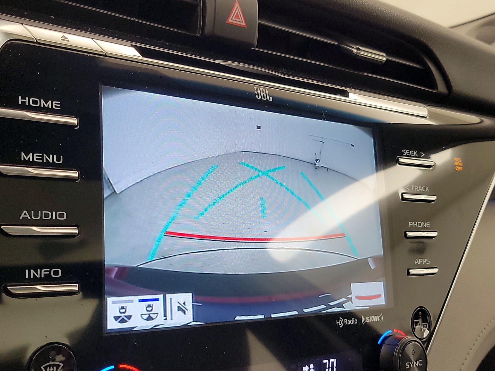 Thumbnail: 2018 Toyota Camry - 14