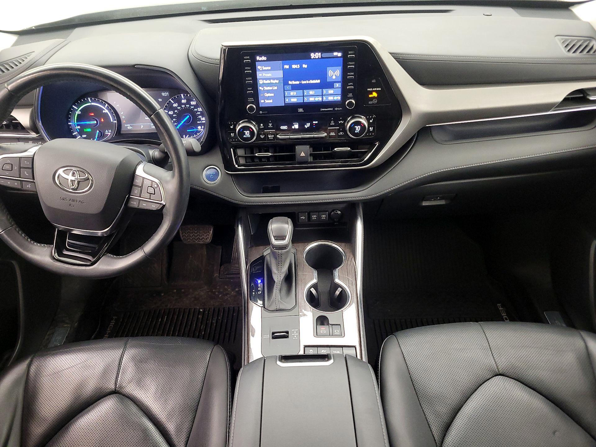 Thumbnail: 2020 Toyota Highlander - 9